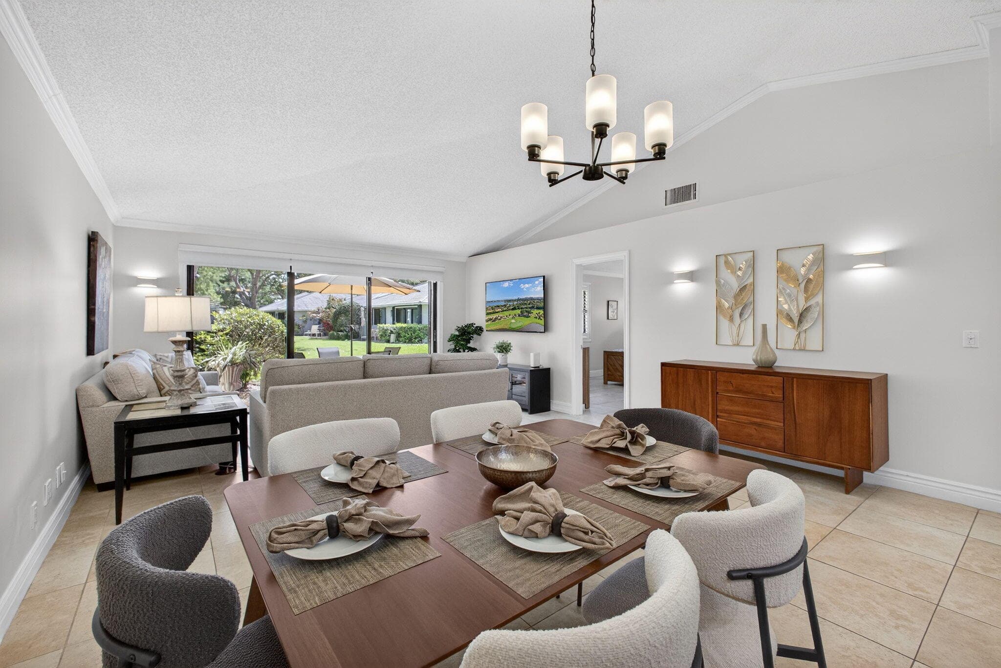 119 Club Drive, Palm Beach Gardens, FL 33418 — photo 8 of 47
