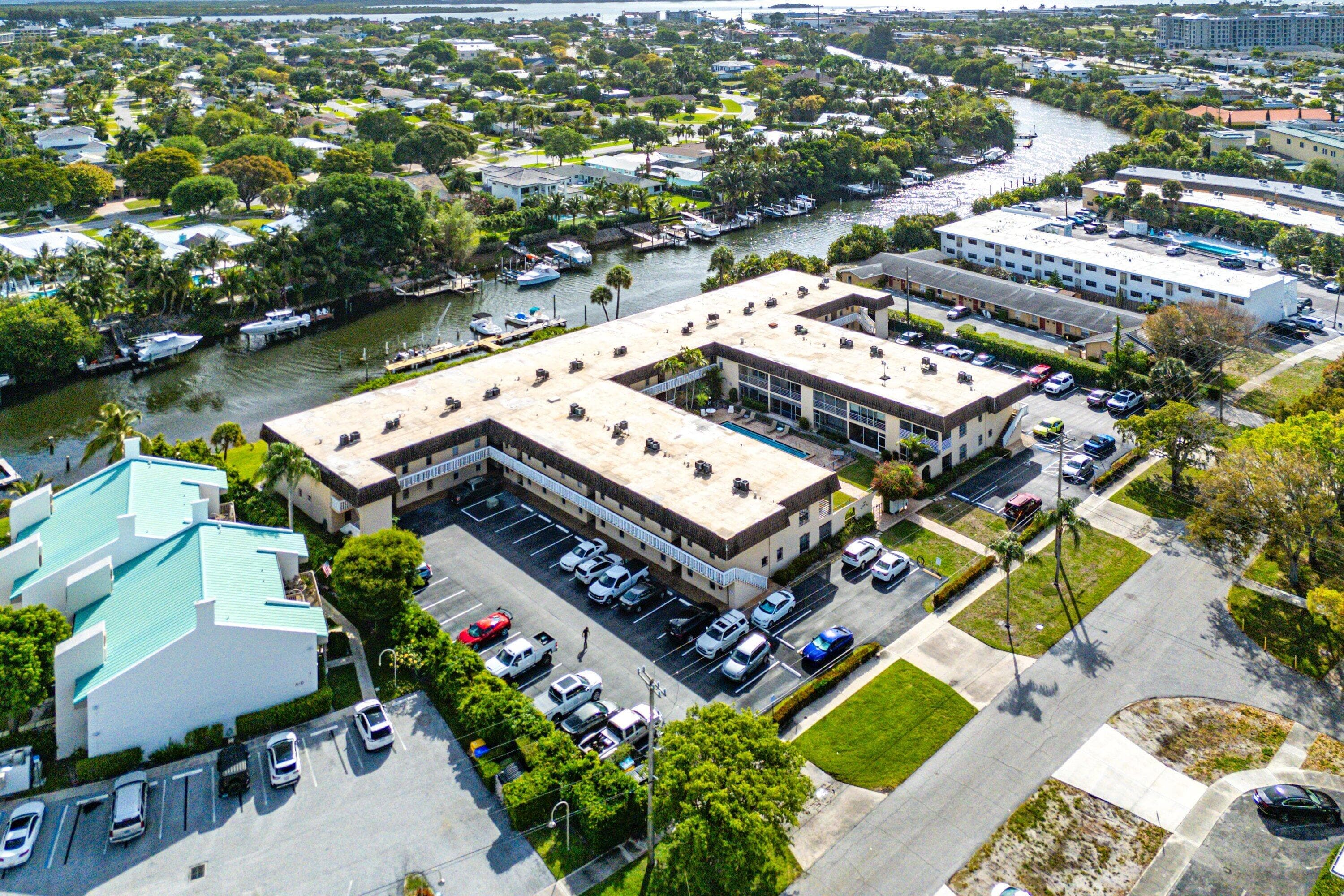 342 Southwind Drive 102, North Palm Beach, FL 33408 — photo 35 of 39