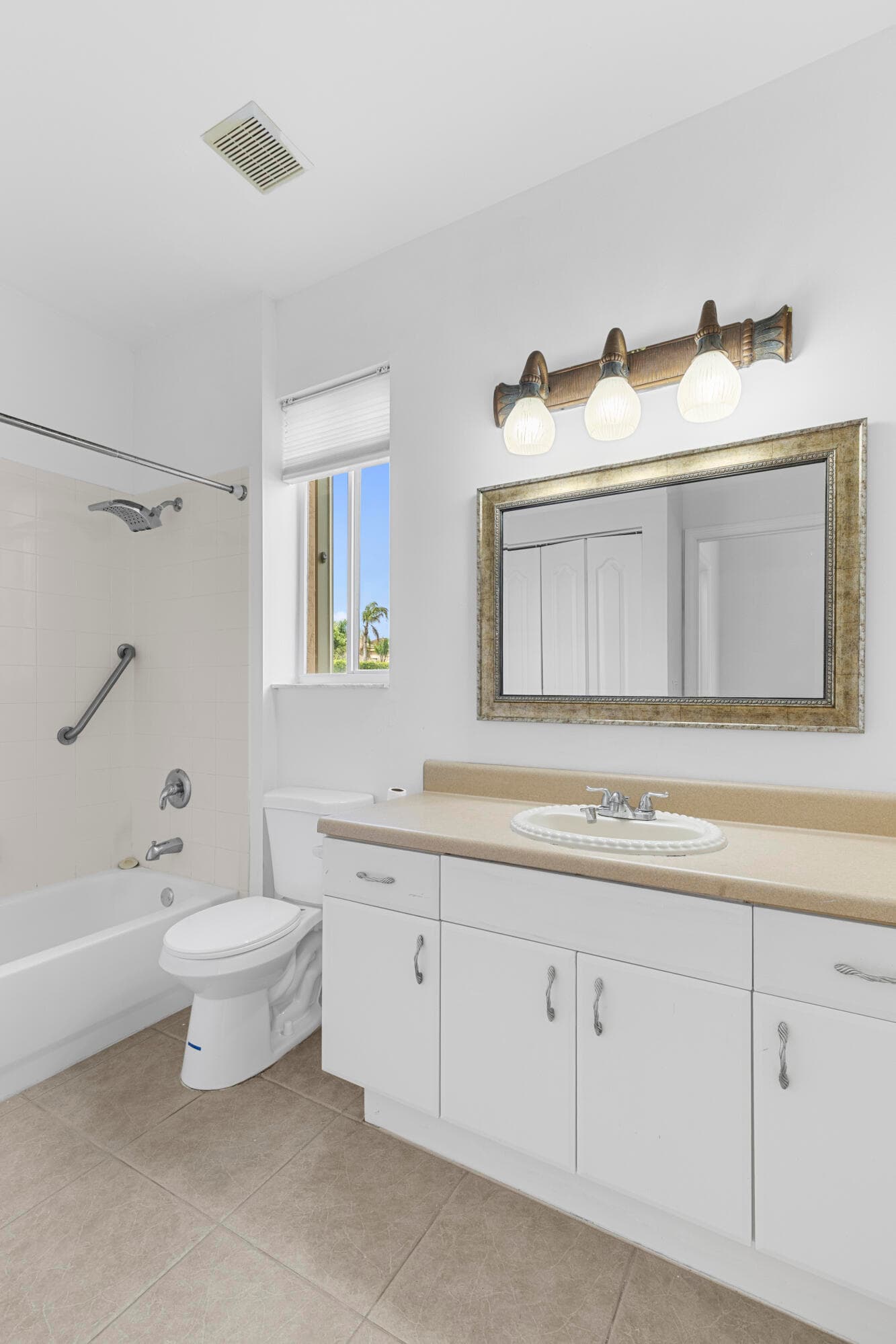 19389 SW 64th Street, Pembroke Pines, FL 33332 — photo 16 of 82