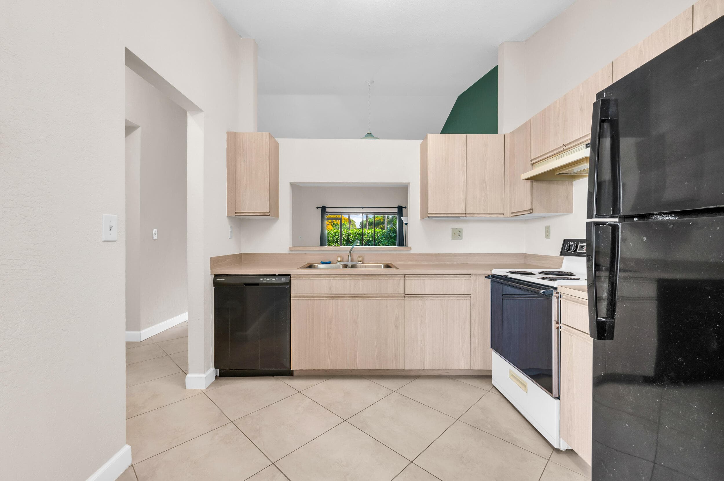9665 NW 76th Court, Tamarac, FL 33321 — photo 4 of 20