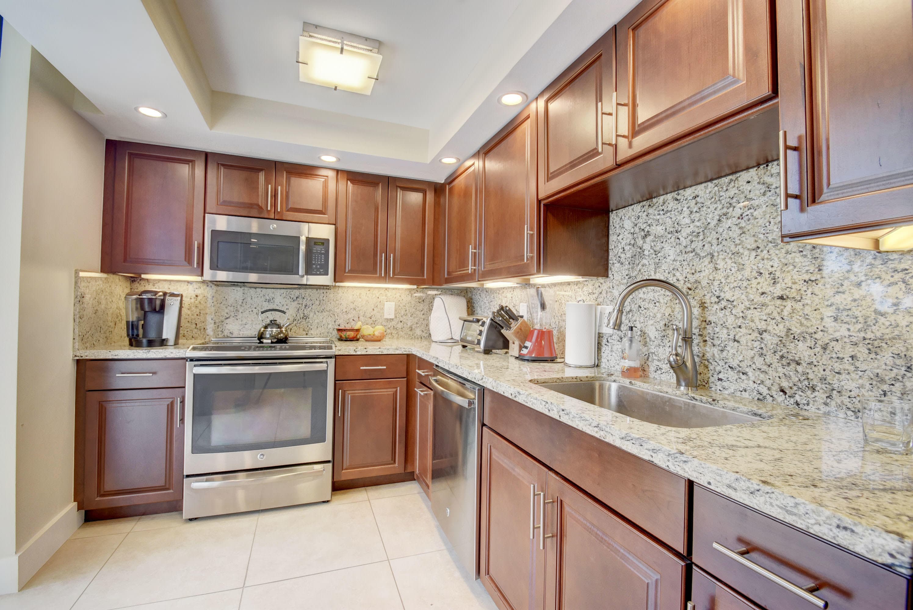 1542 Bridgewood Drive, Boca Raton, FL 33434 — photo 3 of 49