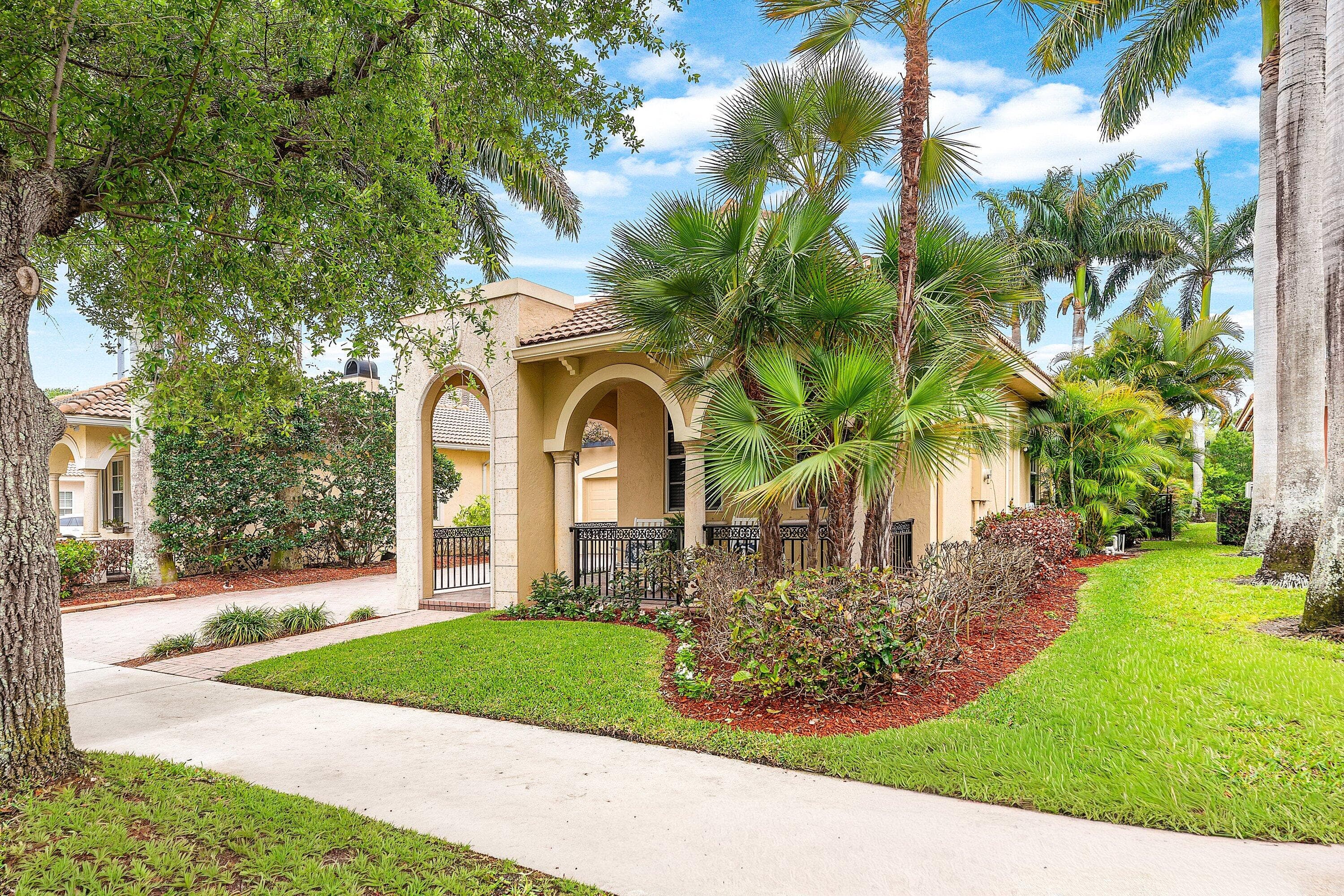 123 Via Castilla, Jupiter, FL 33458 — photo 4 of 59