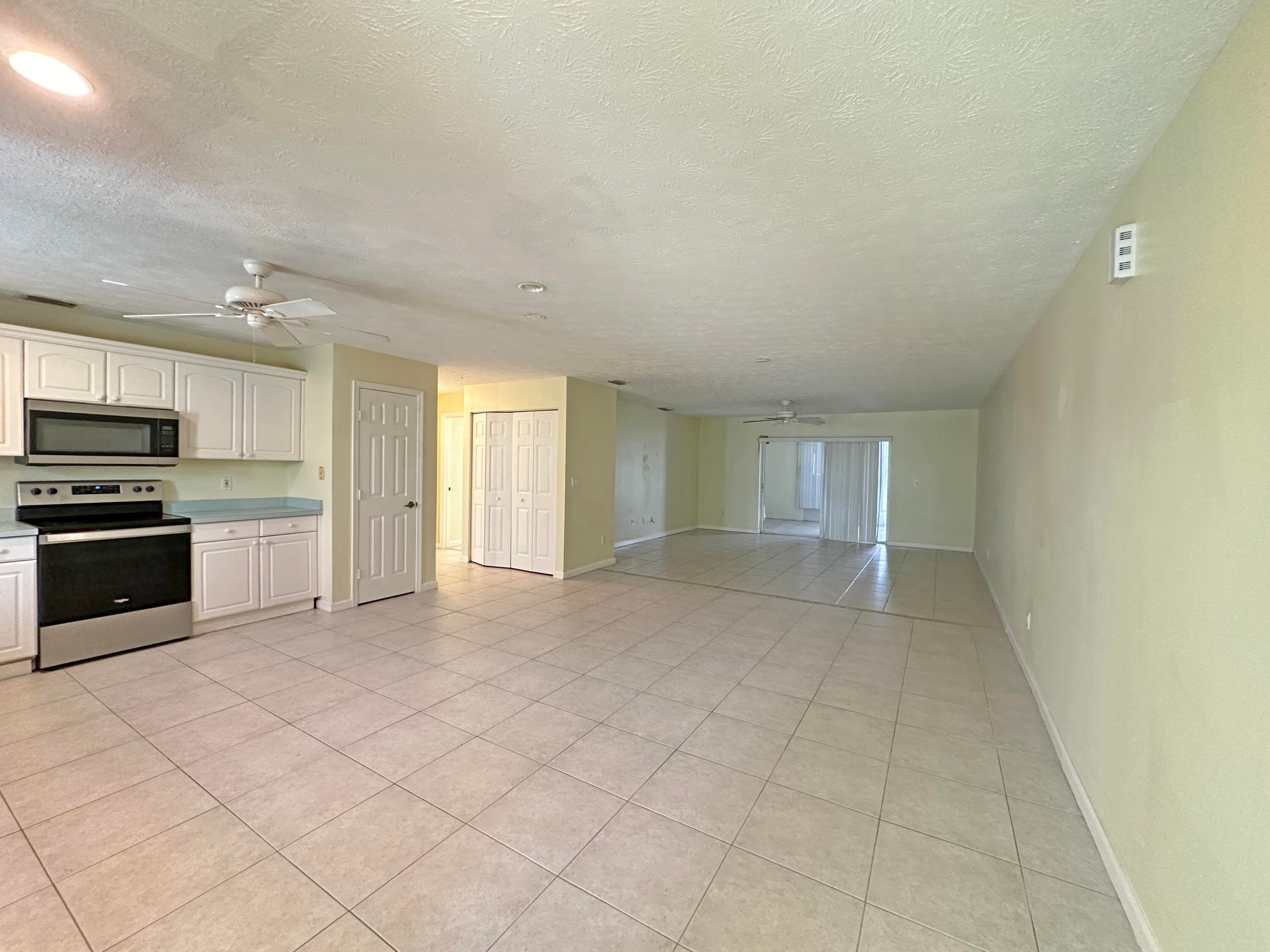 2130 SE Wild Meadow Circle, Port St. Lucie, FL 34952 — photo 5 of 28