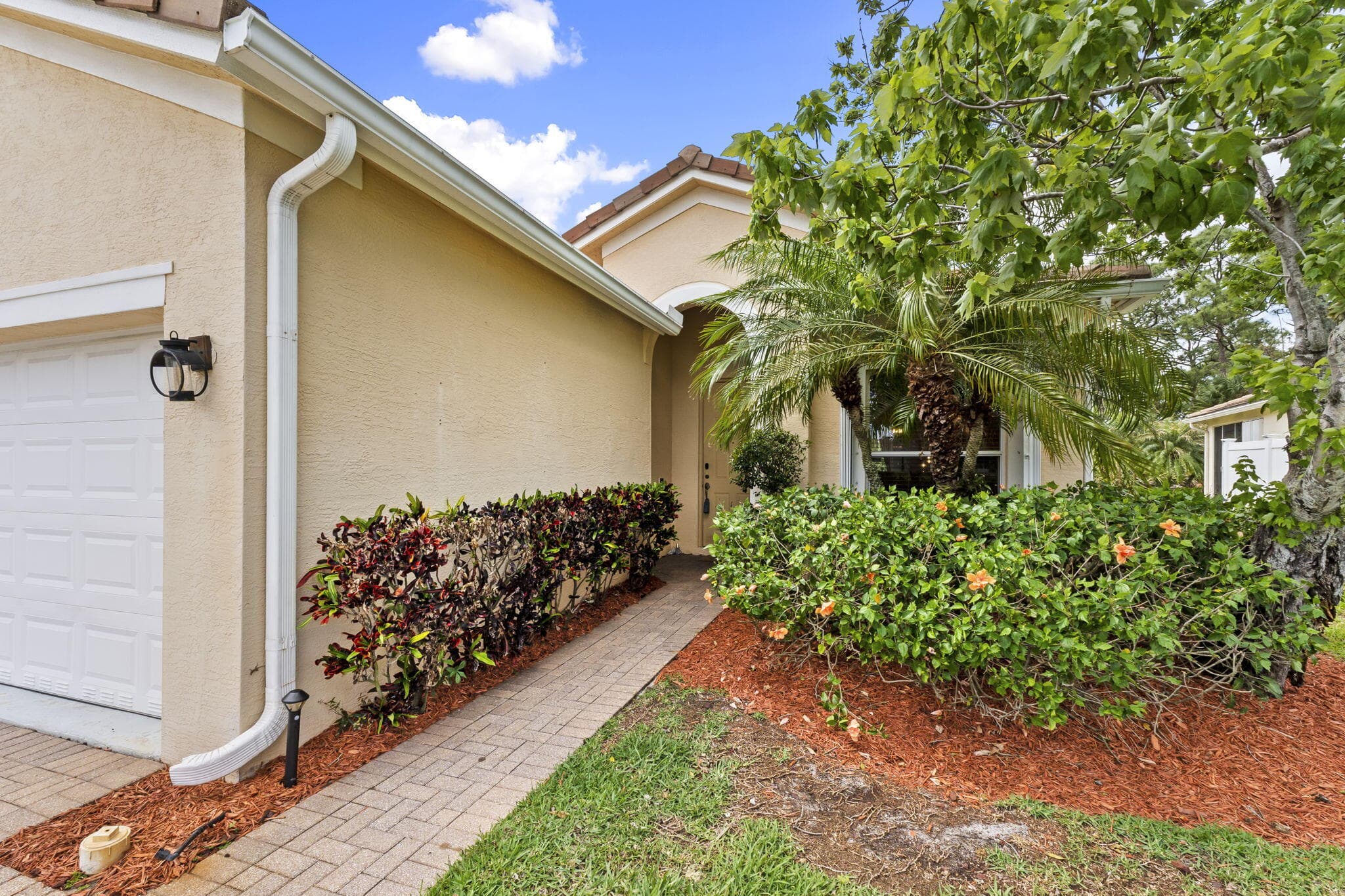 240 SW Coconut Key Way, Port St. Lucie, FL 34986 — photo 6 of 35
