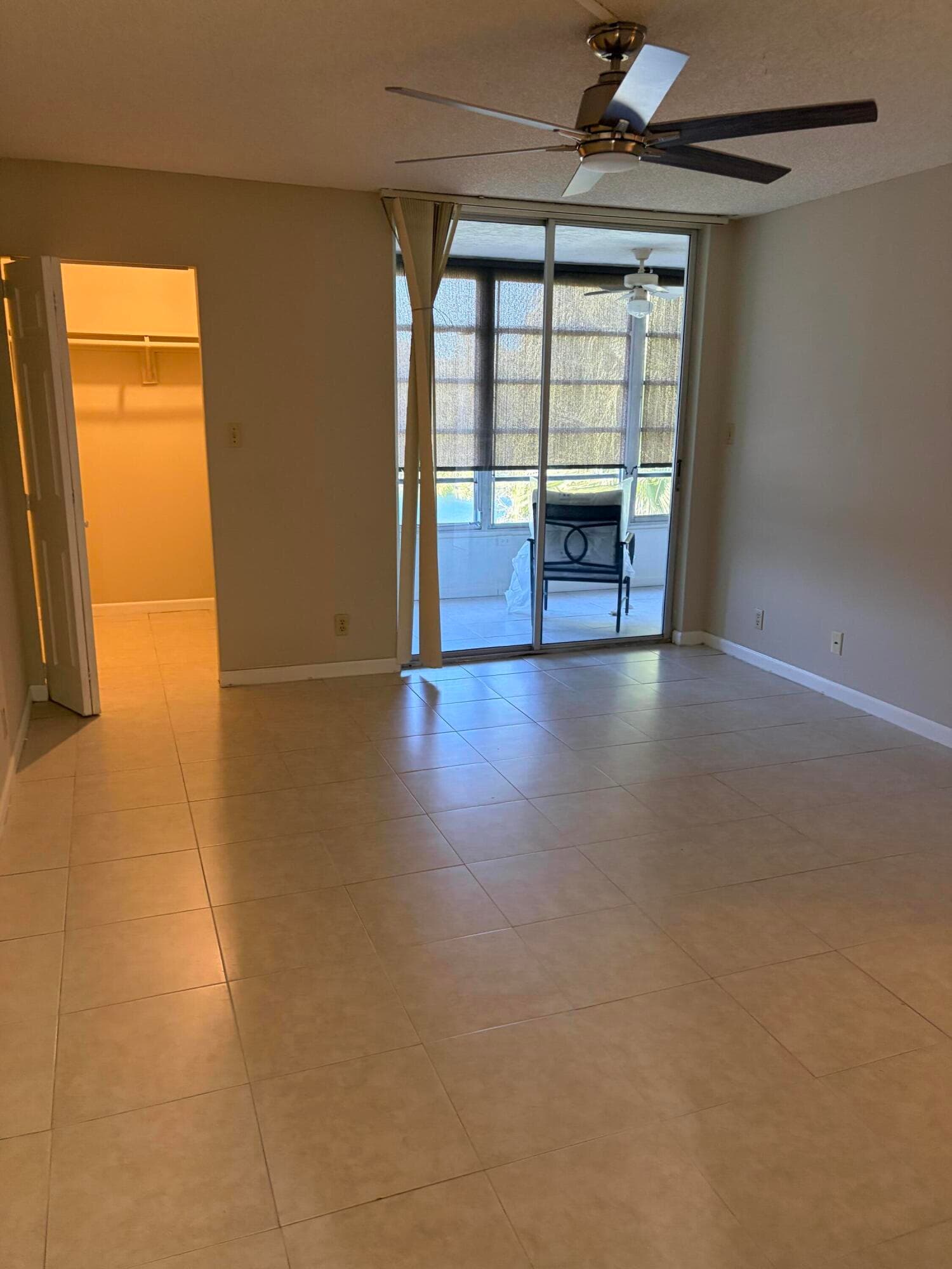 3341 NW 47th Terrace 301, Lauderdale Lakes, FL 33319 — photo 3 of 26