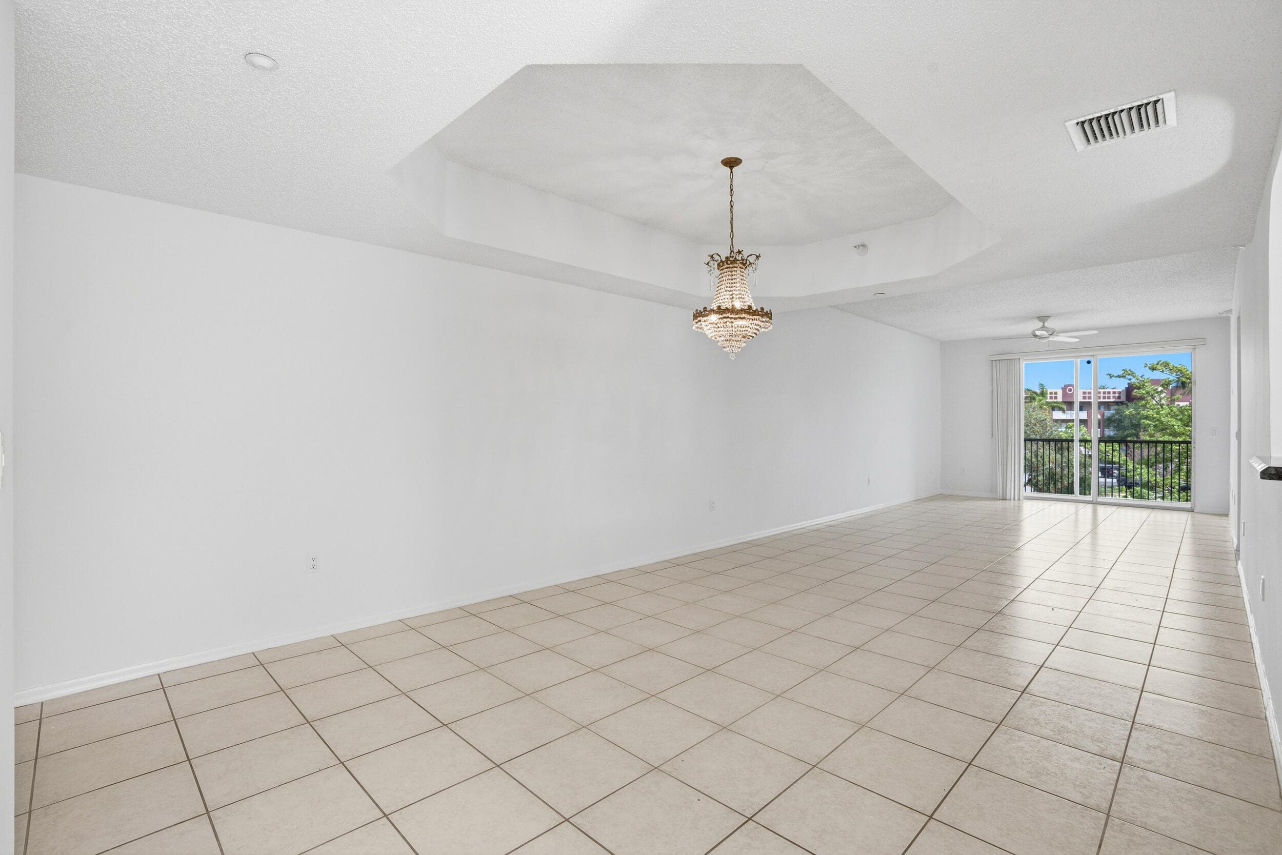 7647 Southampton Terrace 318, Tamarac, FL 33321 — photo 9 of 58