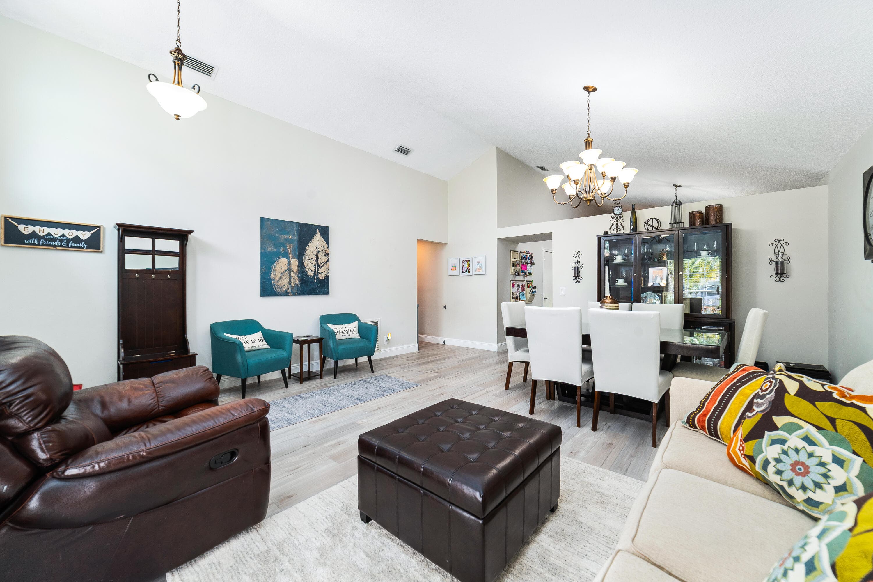 22585 Middletown Drive, Boca Raton, FL 33428 — photo 5 of 33