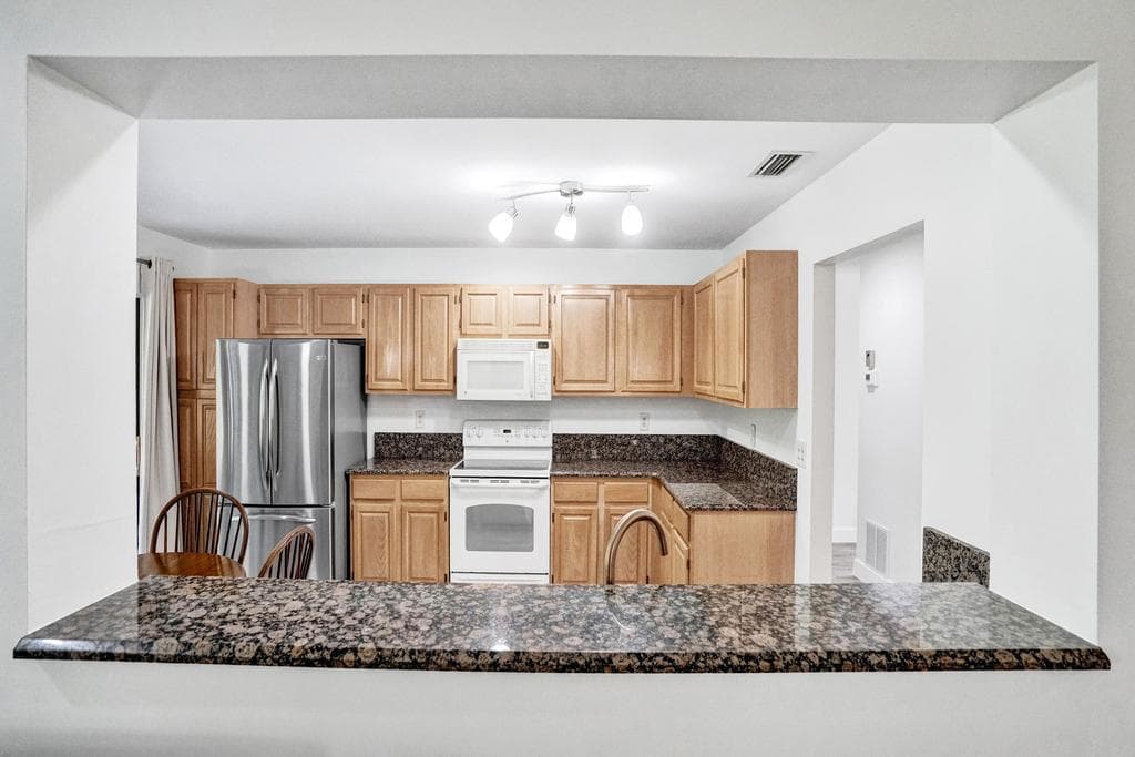 3068 Lucerne Park Drive, Greenacres, FL 33467 — photo 13 of 35