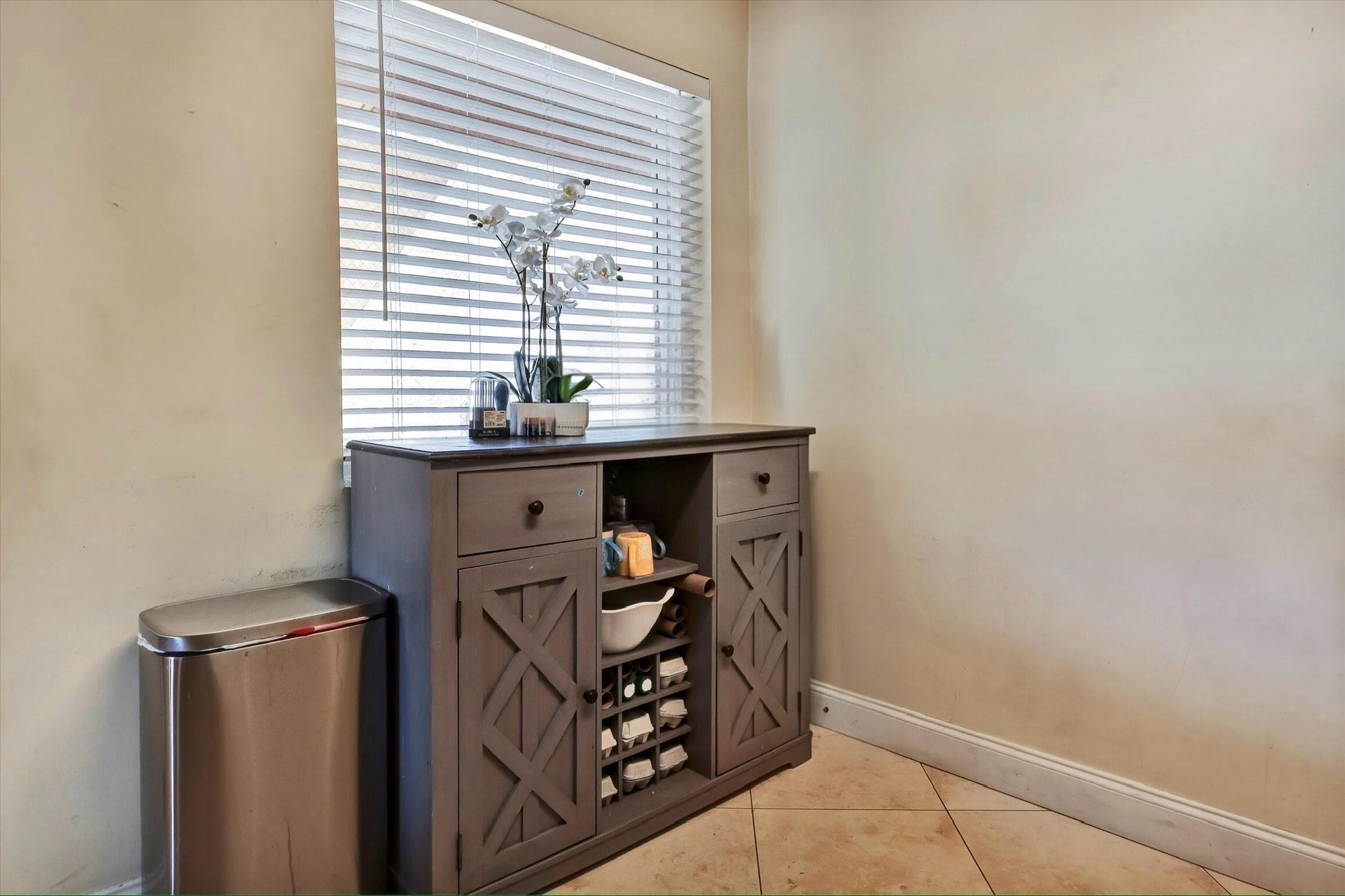 720 NW 91st Terrace, Plantation, FL 33324 — photo 5 of 25