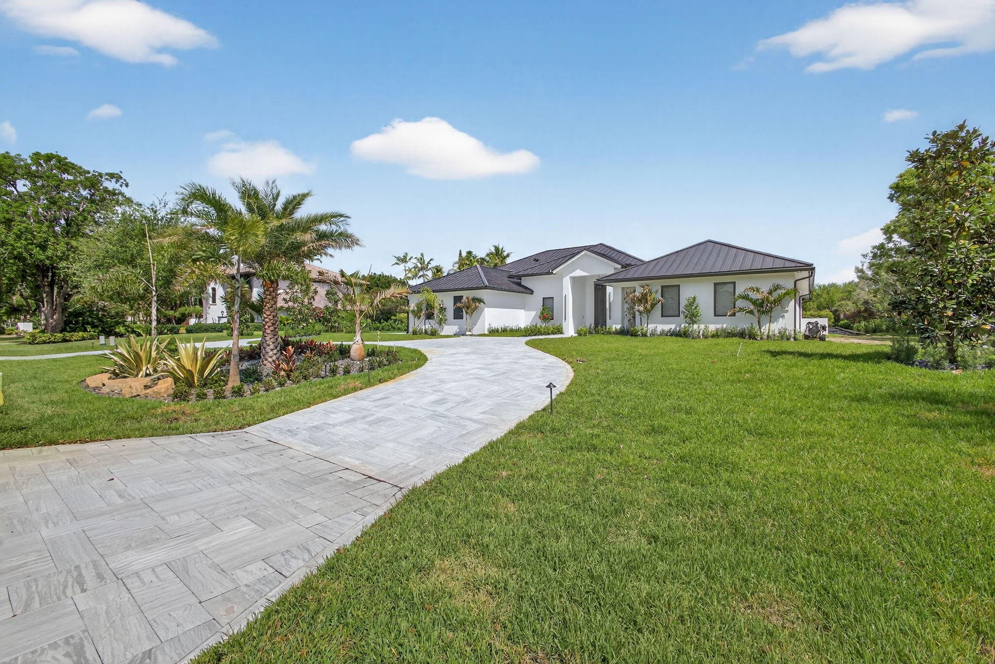8771 Man O War Road, Palm Beach Gardens, FL 33418 — photo 10 of 61