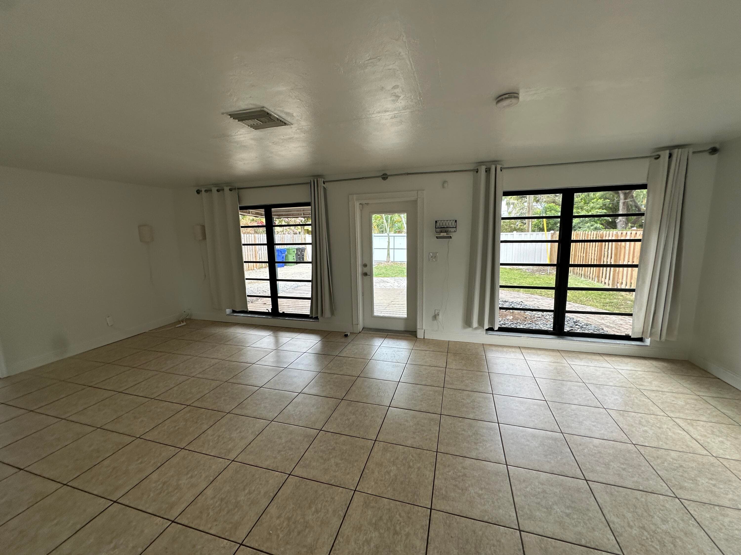 1424 SW 9th Street, Fort Lauderdale, FL 33312 — photo 15 of 36