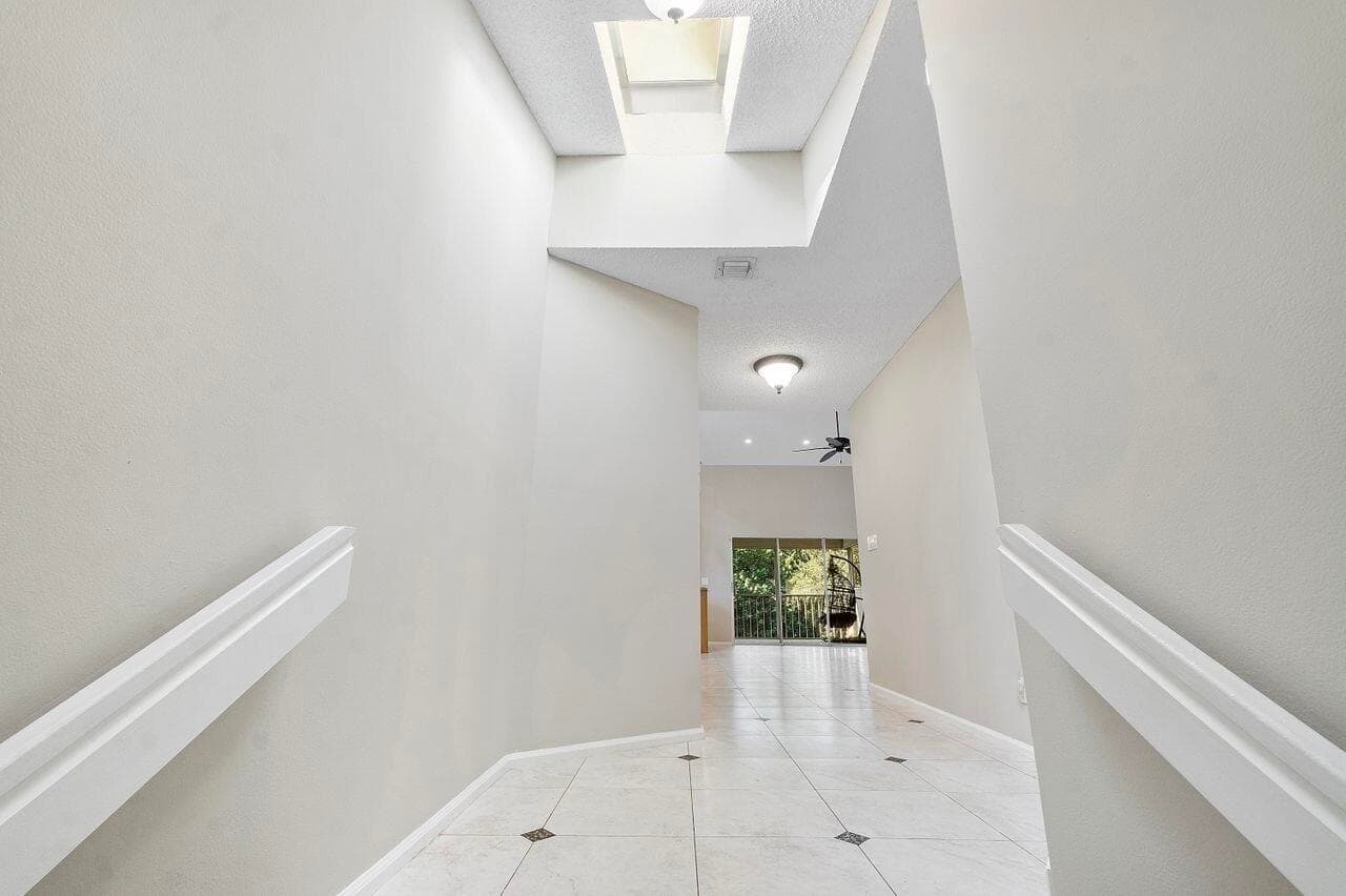 17270 Boca Club Boulevard 1707, Boca Raton, FL 33487 — photo 4 of 68