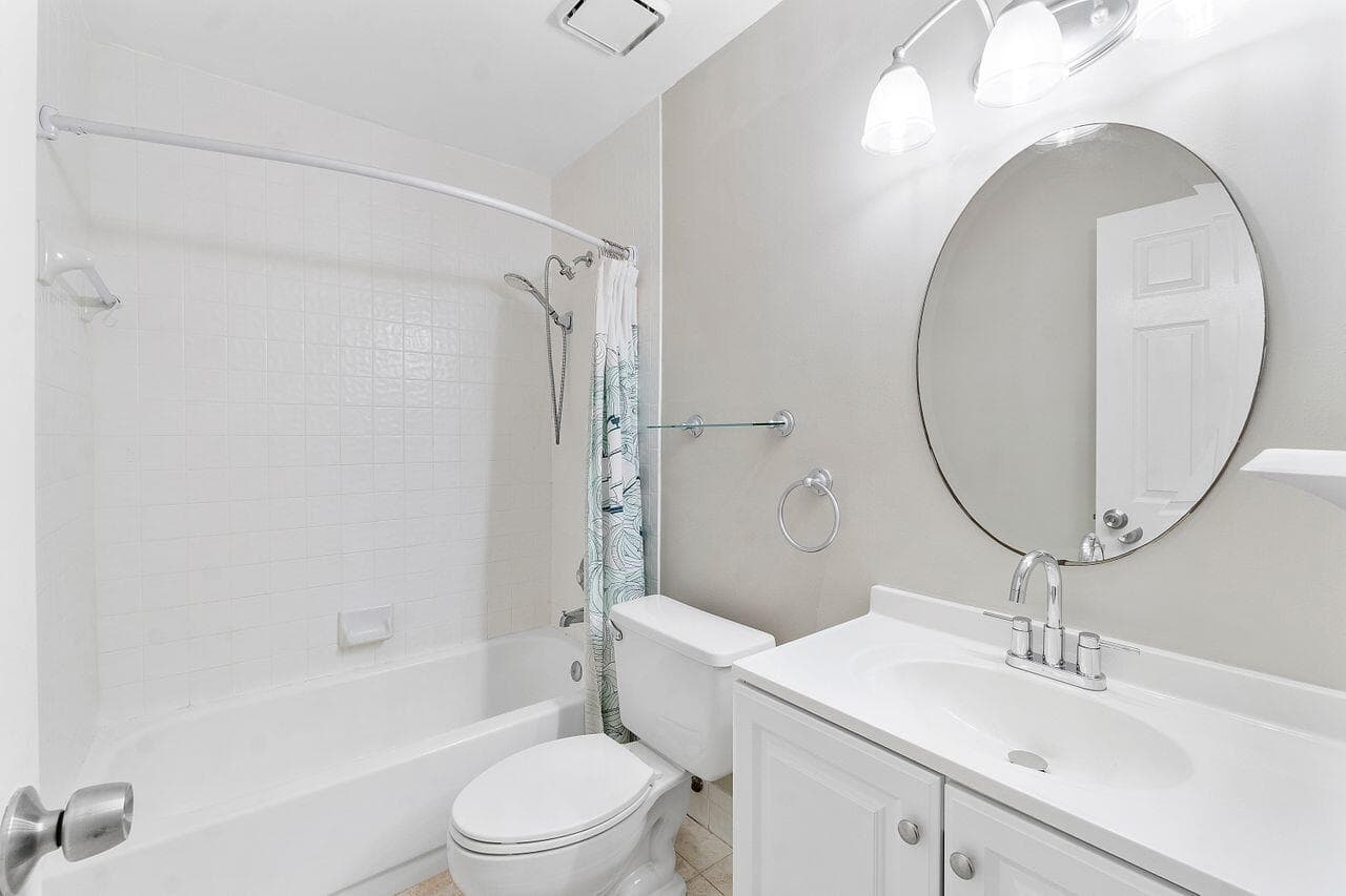 17270 Boca Club Boulevard 1707, Boca Raton, FL 33487 — photo 31 of 68
