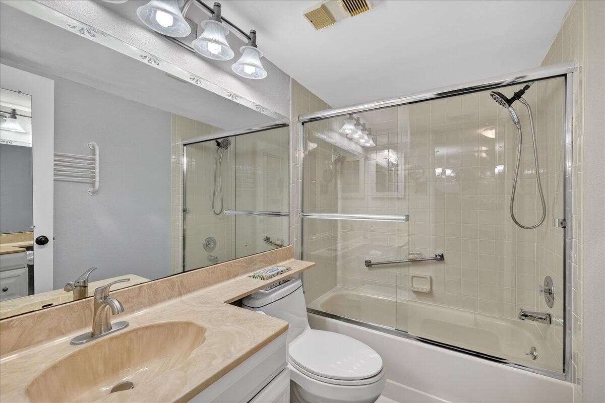 7633 Tahiti Lane 101, Lake Worth, FL 33467 — photo 25 of 26