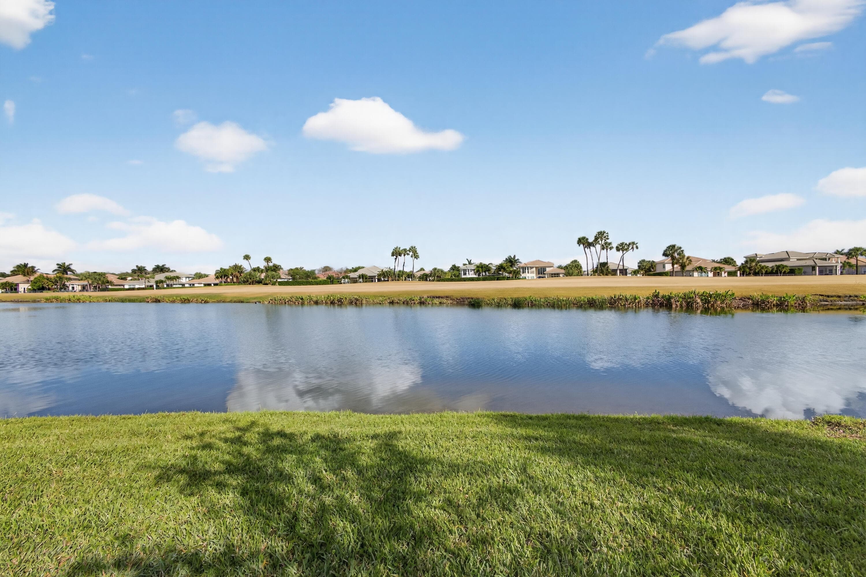 155 Tresana Boulevard 105, Jupiter, FL 33478 — photo 5 of 90