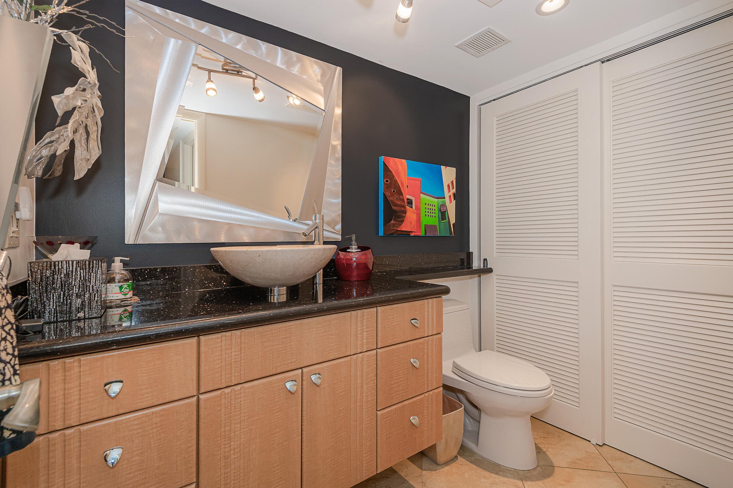 511 Bayshore Drive 707, Fort Lauderdale, FL 33304 — photo 19 of 31