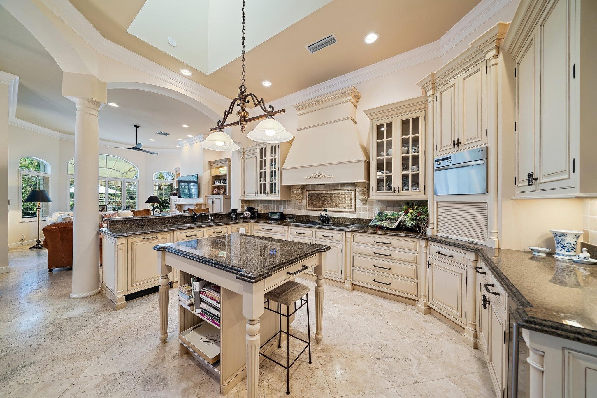 8010 Fairway Lane, West Palm Beach, FL 33412 — photo 16 of 40