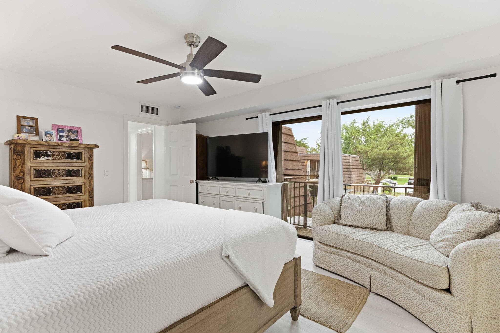 1807 18th Lane, Palm Beach Gardens, FL 33418 — photo 30 of 40