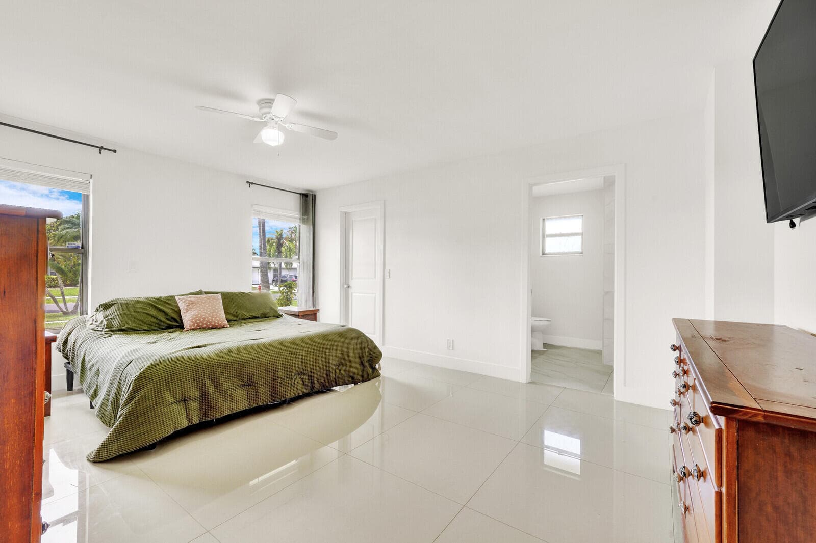 107 Segovia Avenue, Royal Palm Beach, FL 33411 — photo 19 of 48