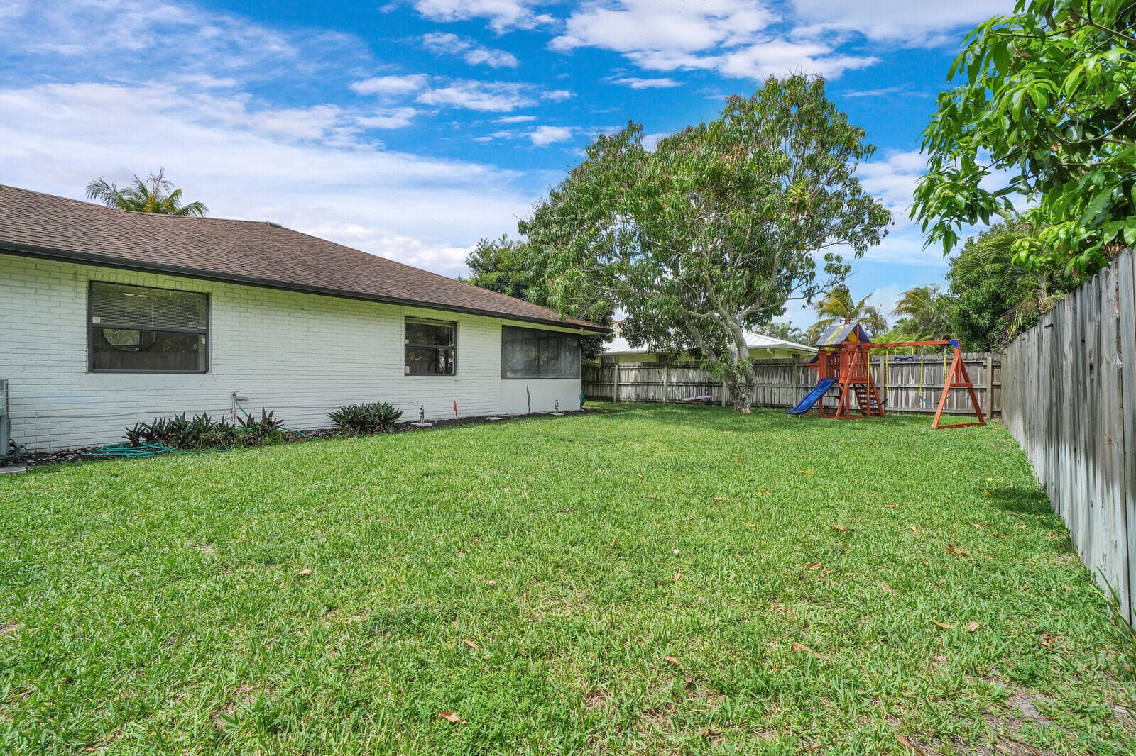 107 Segovia Avenue, Royal Palm Beach, FL 33411 — photo 37 of 48