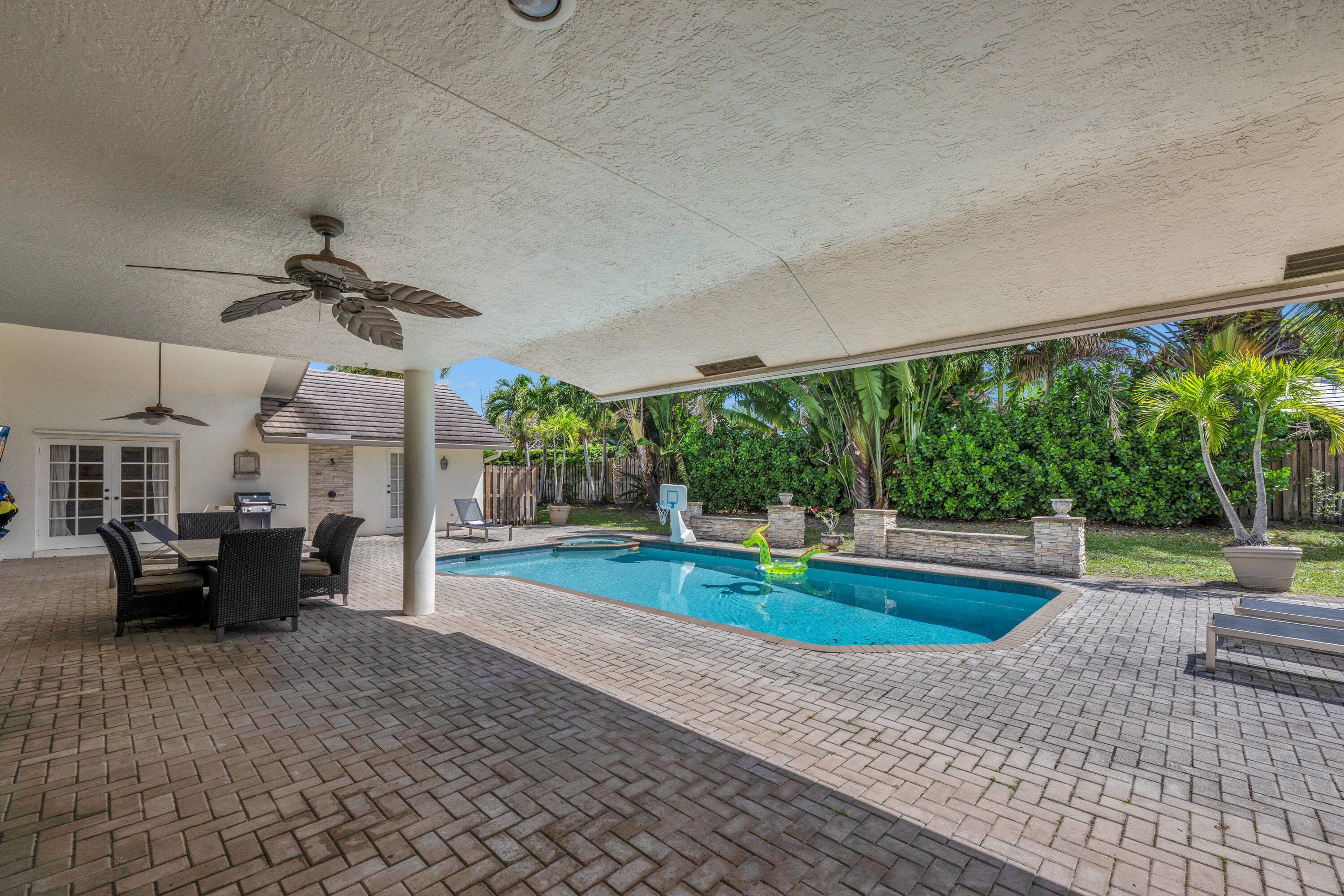 4320 Saint Charles Way, Boca Raton, FL 33434 — photo 31 of 34