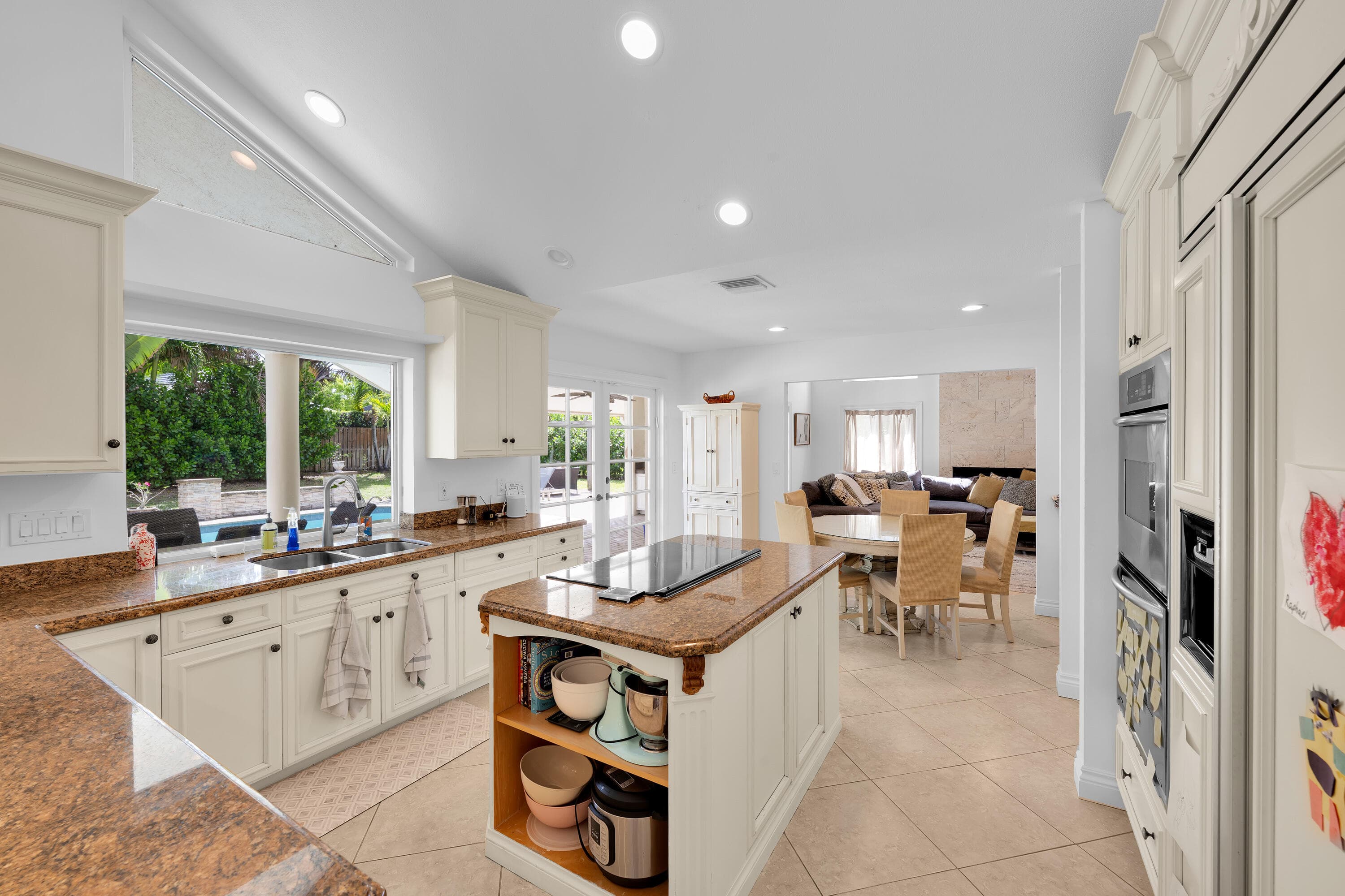4320 Saint Charles Way, Boca Raton, FL 33434 — photo 8 of 34