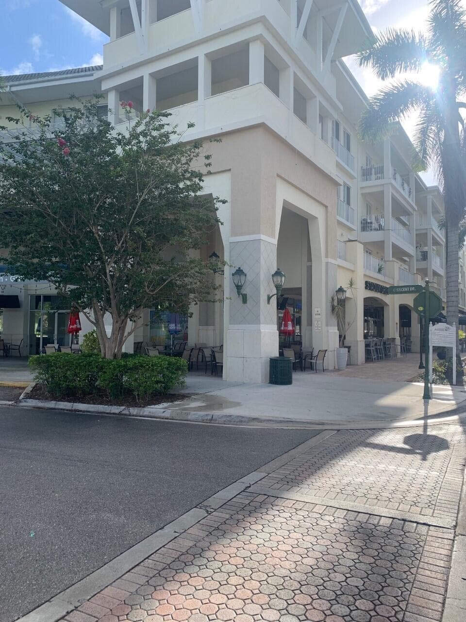 1200 Town Center Drive 405, Jupiter, FL 33458 — photo 5 of 32