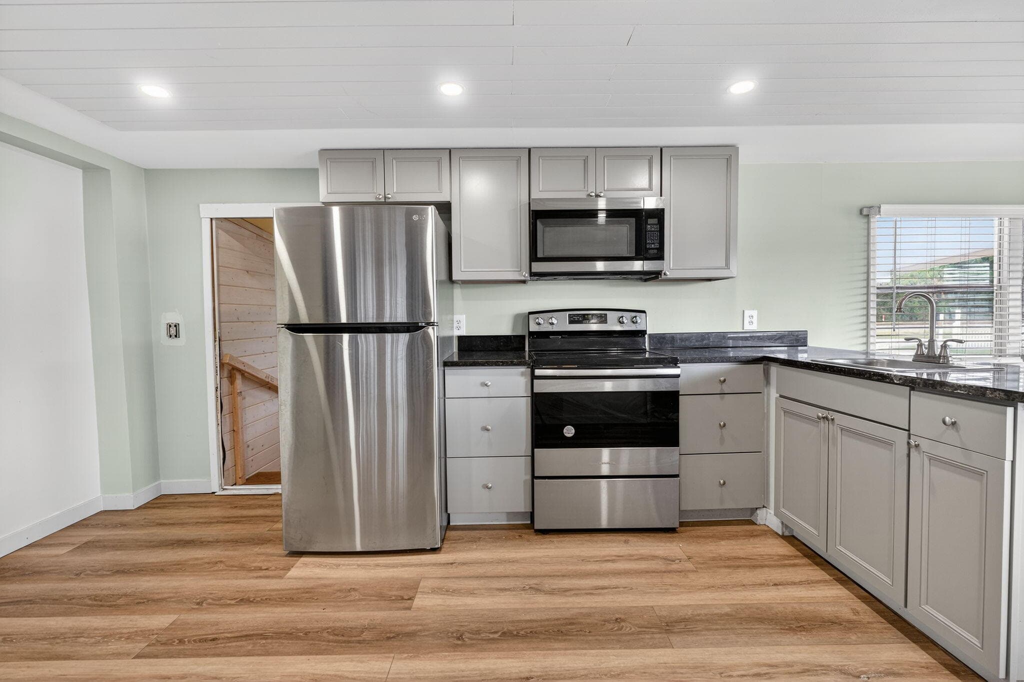 10885 SE Federal Highway, Hobe Sound, FL 33455 — photo 6 of 30