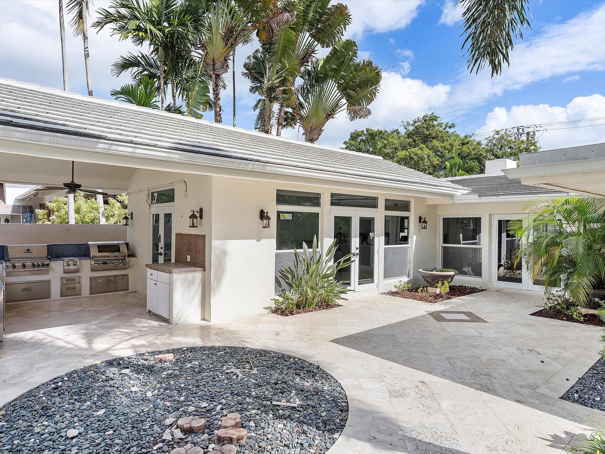 411 Poinciana Drive, Fort Lauderdale, FL 33301 — photo 40 of 44