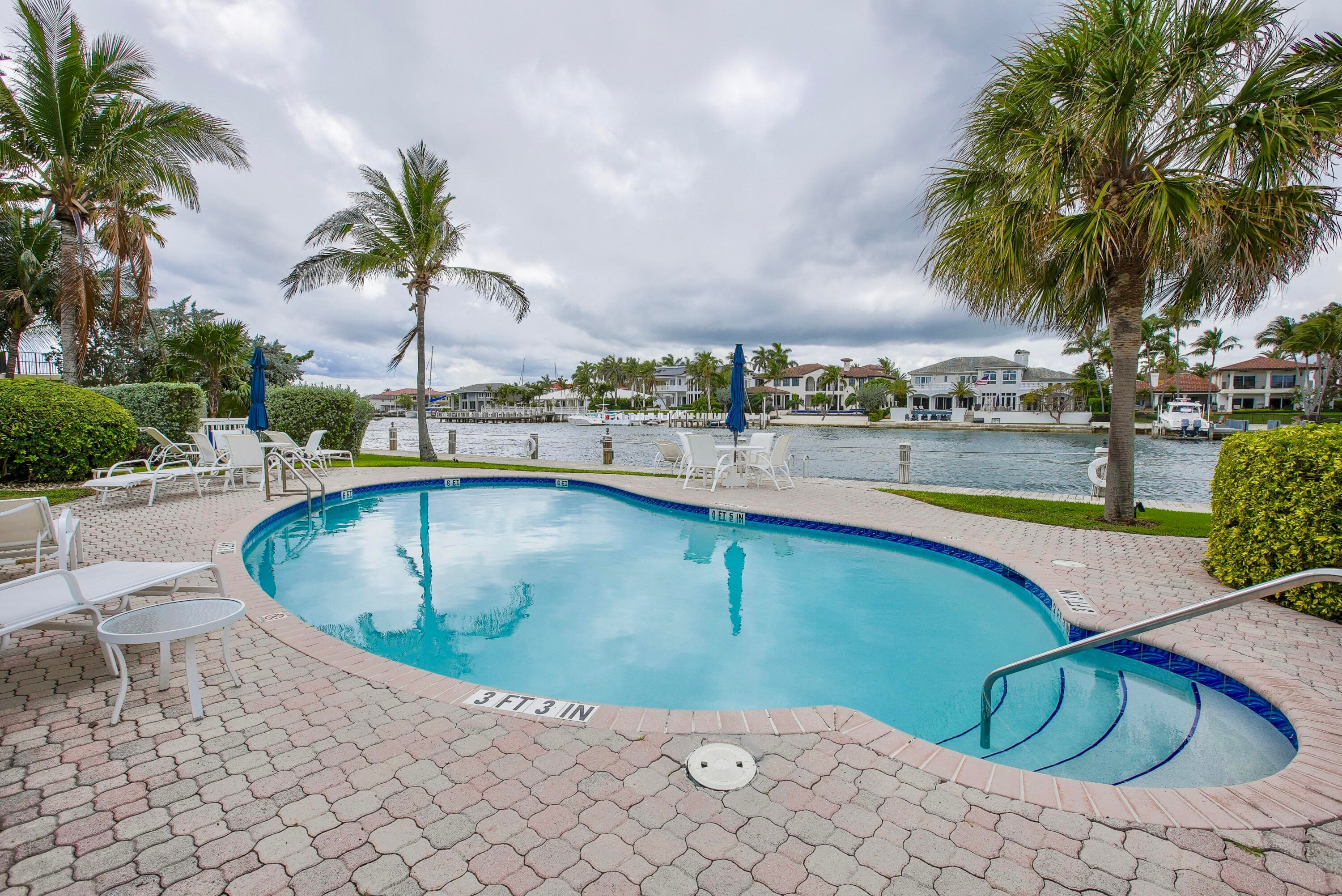 1043 Hillsboro Mile Hillsboro Mile 18c, Hillsboro Beach, FL 33062 — photo 15 of 16