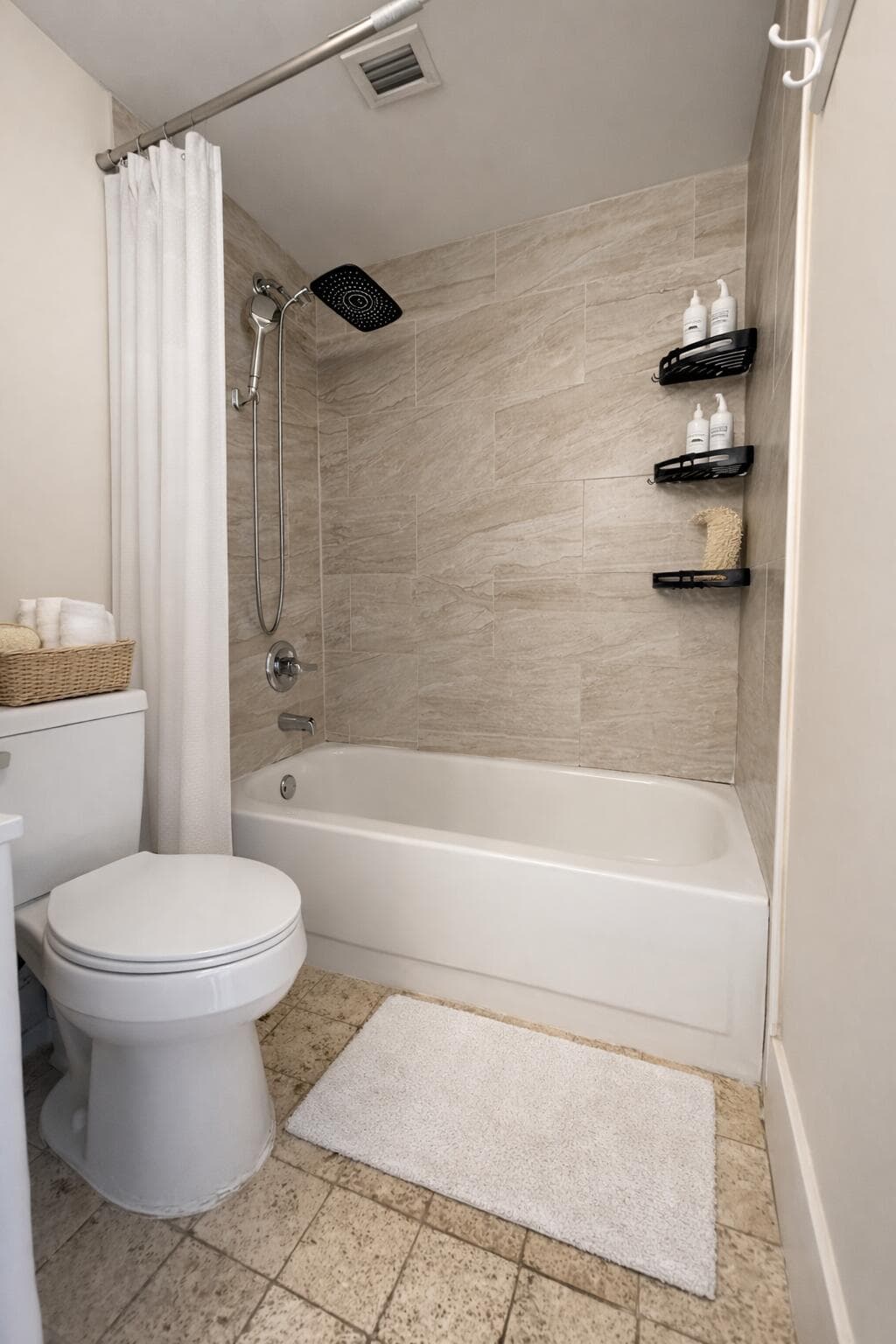 2837 N Course Drive 202, Pompano Beach, FL 33069 — photo 3 of 15
