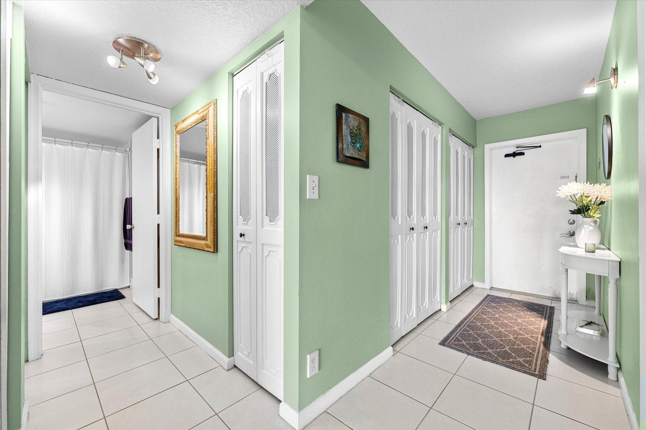 4570 NW 18th Avenue 704, Deerfield Beach, FL 33064 — photo 5 of 34
