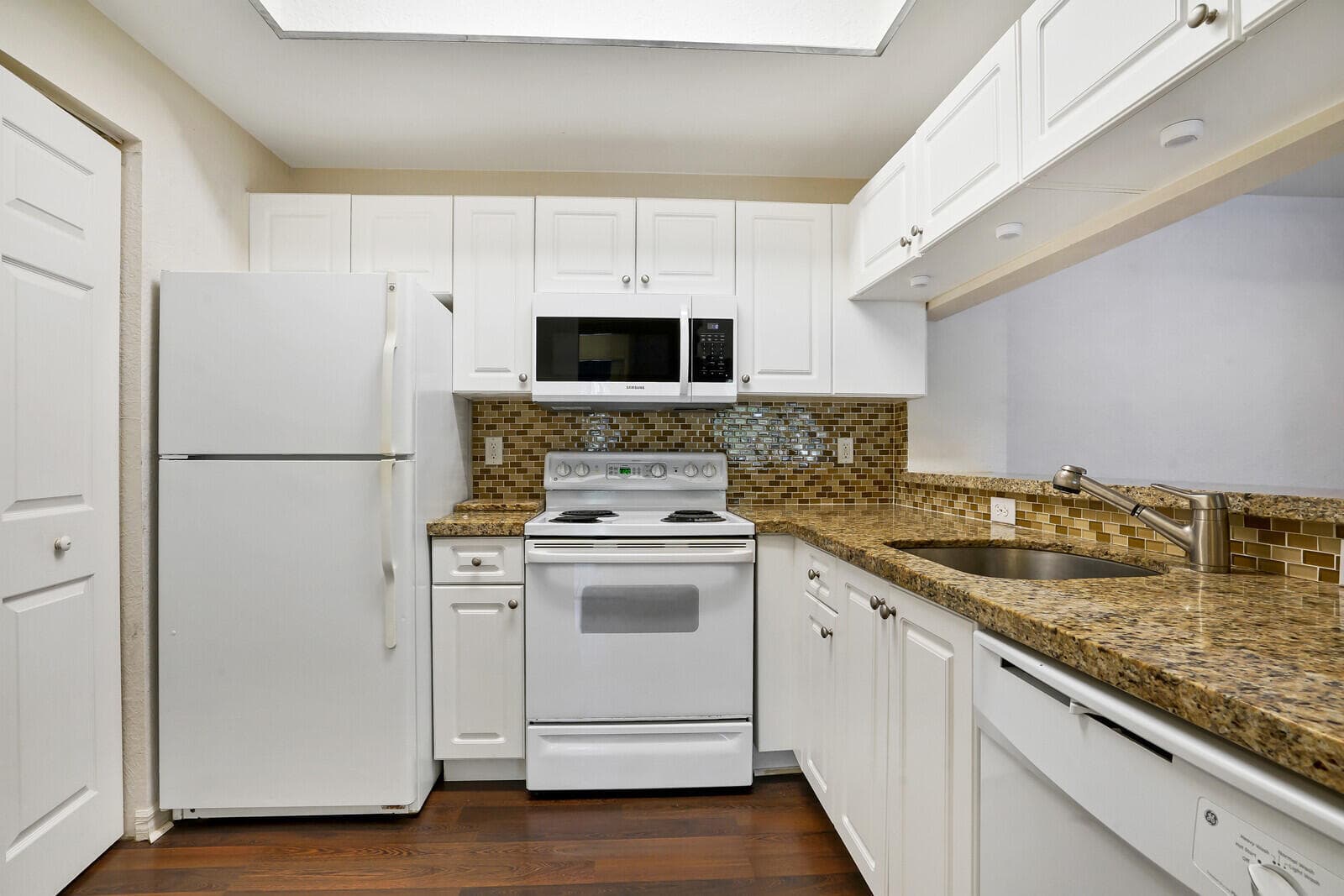 2812 Grande Parkway 105, Palm Beach Gardens, FL 33410 — photo 10 of 12