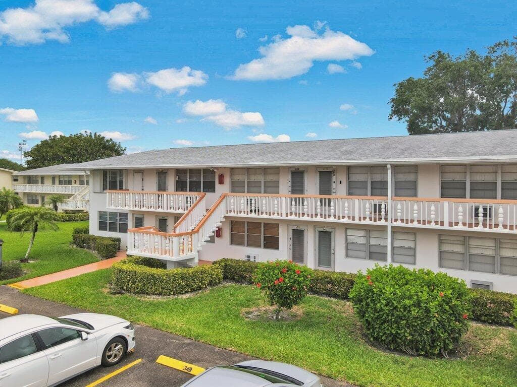 349 Camden O, West Palm Beach, FL 33417 — photo 32 of 48
