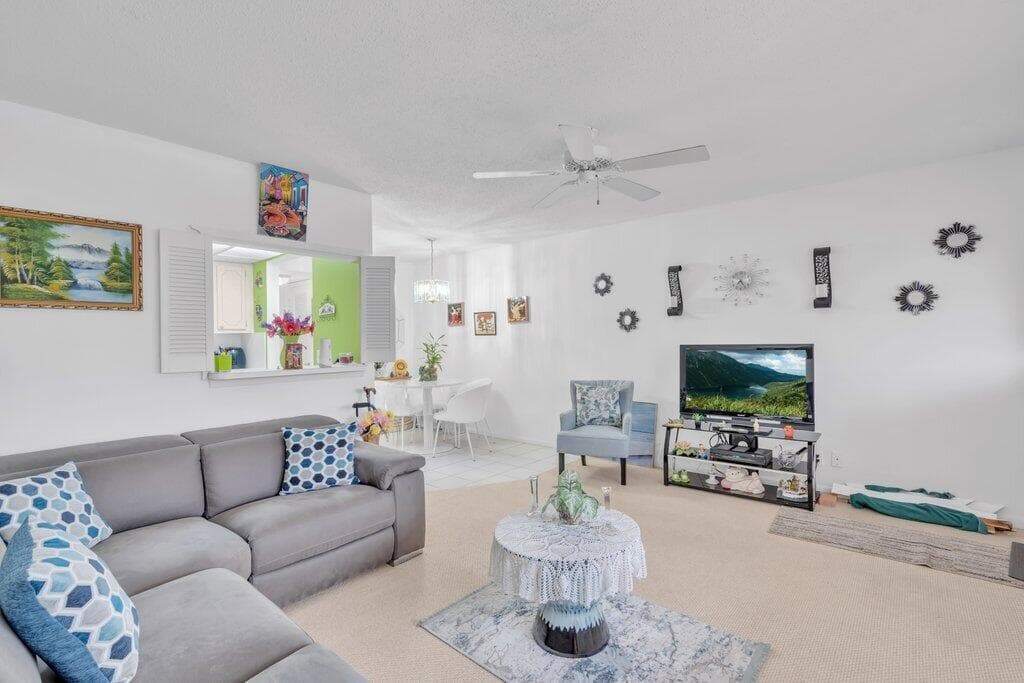 349 Camden O, West Palm Beach, FL 33417 — photo 10 of 48