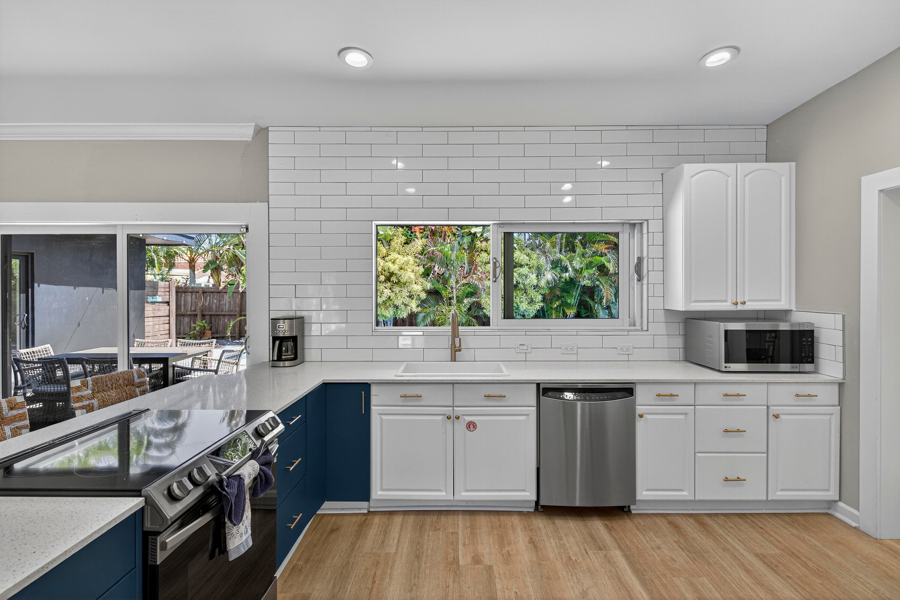 2112 Manatee Drive, Fort Lauderdale, FL 33316 — photo 15 of 74