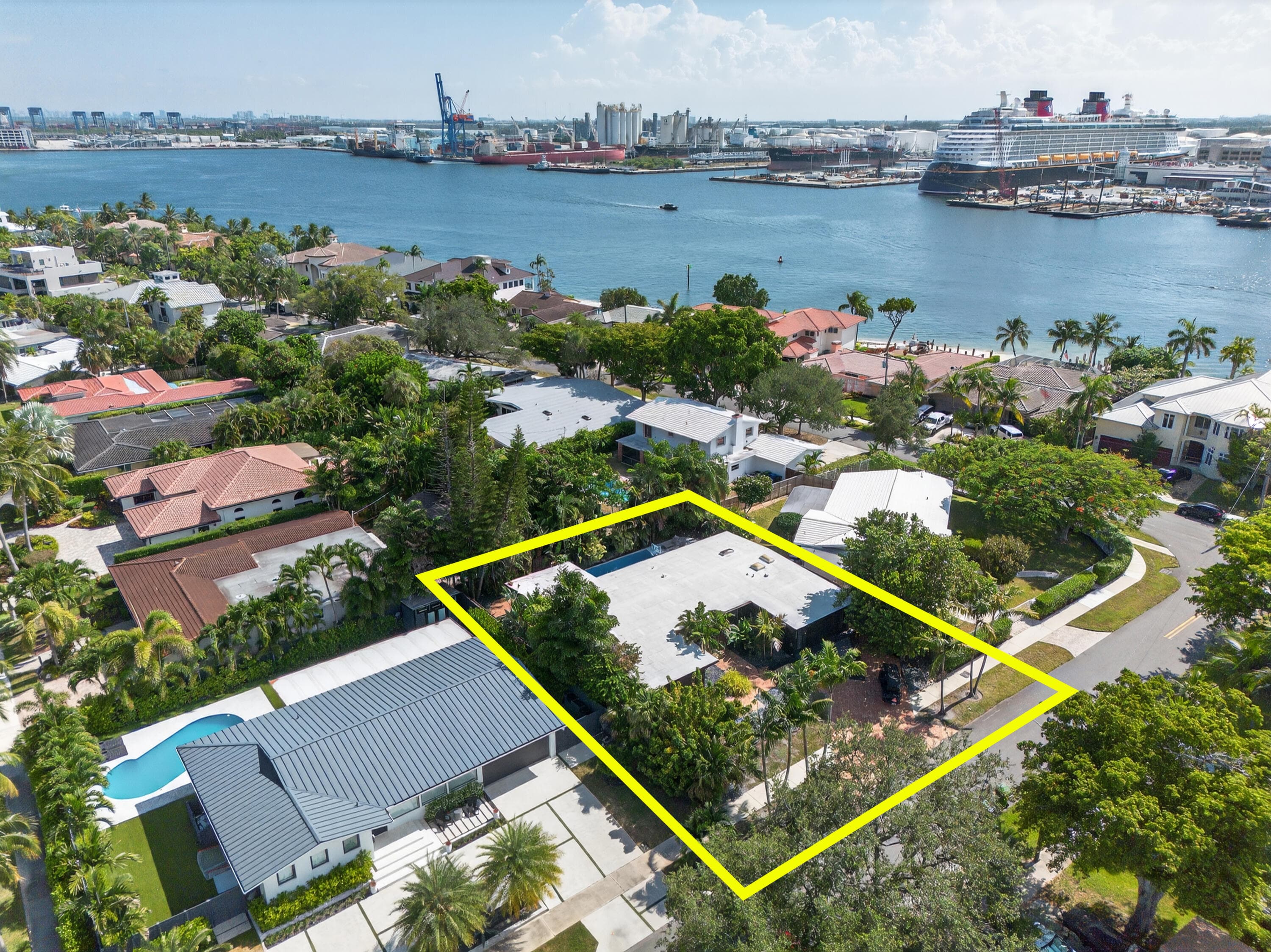 2112 Manatee Drive, Fort Lauderdale, FL 33316 — photo 70 of 74