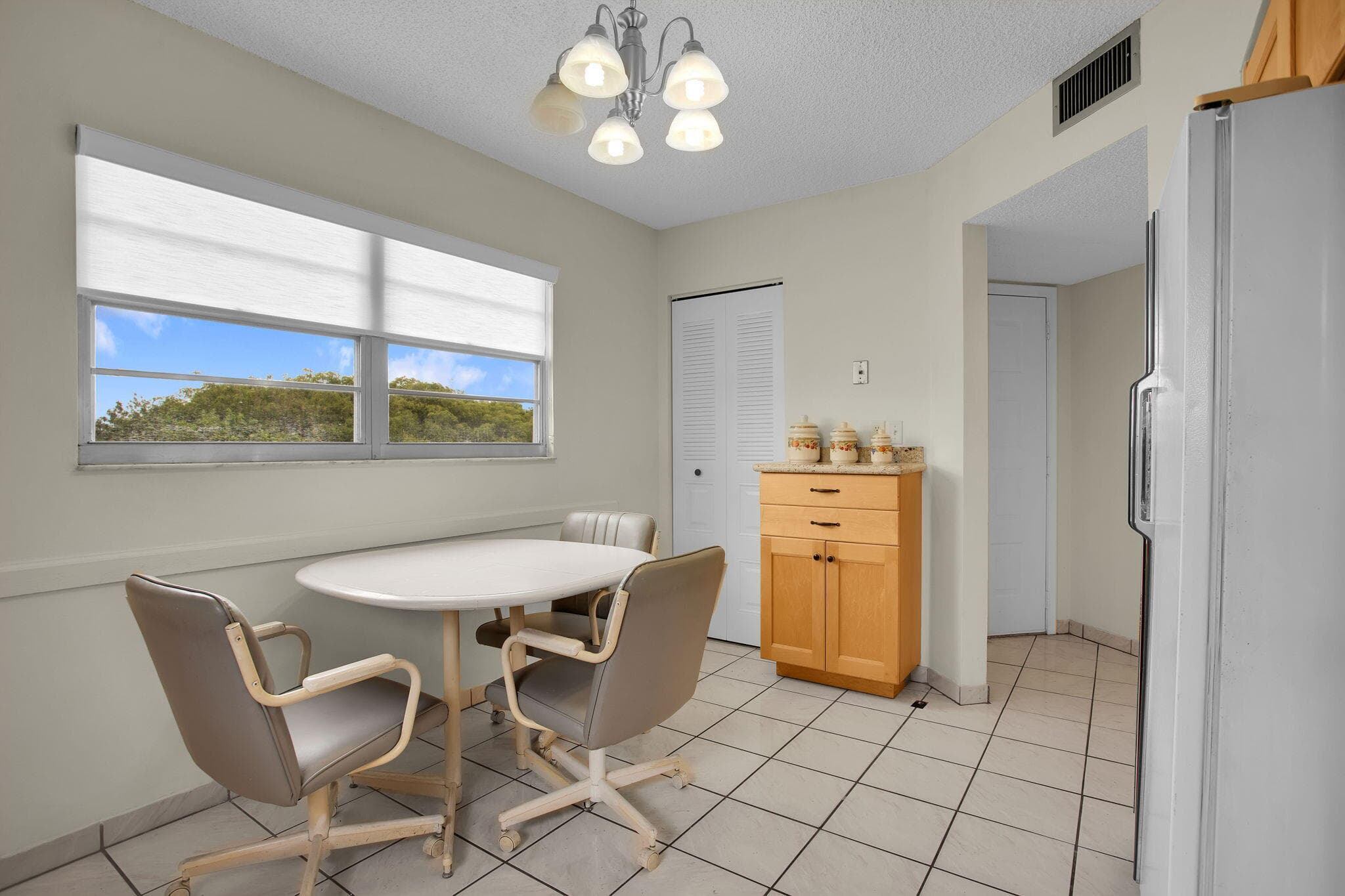 1605 Abaco Drive M4, Coconut Creek, FL 33066 — photo 5 of 38