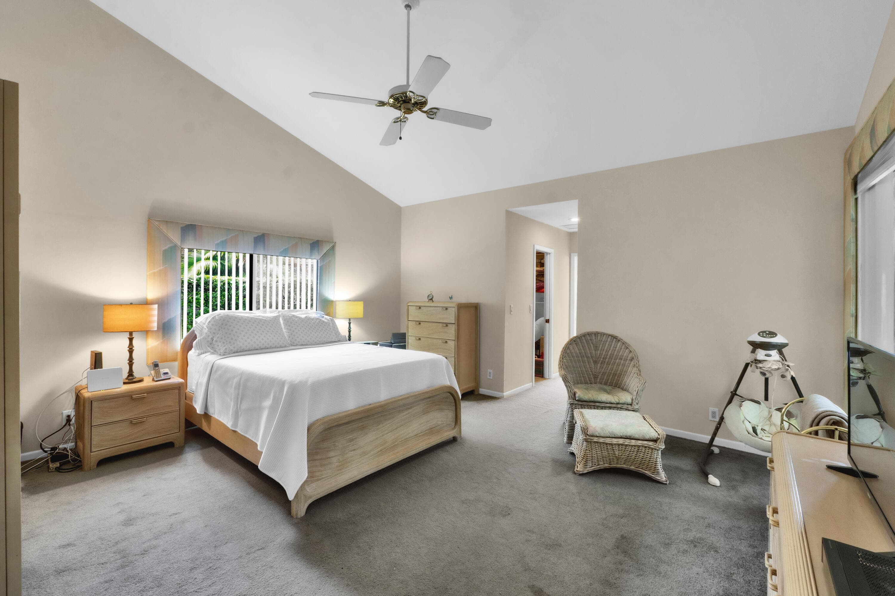 5040 NW 88th Lane, Coral Springs, FL 33067 — photo 18 of 46