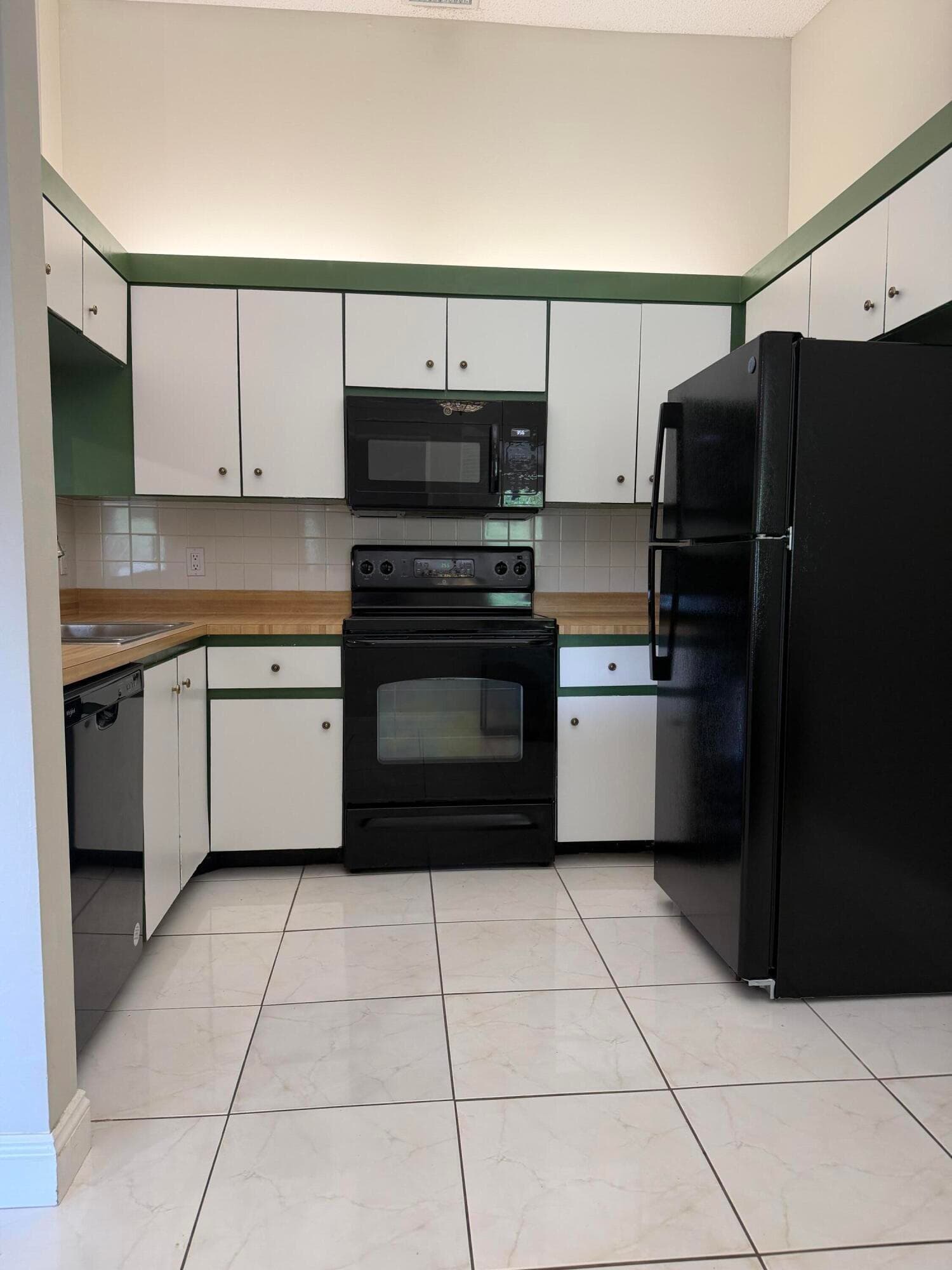 13811 Oneida Drive H2, Delray Beach, FL 33446 — photo 5 of 20