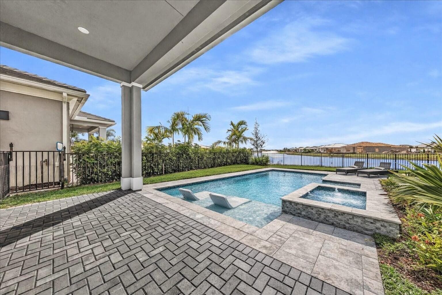 10161 Timber Creek Way, Palm Beach Gardens, FL 33412 — photo 5 of 98