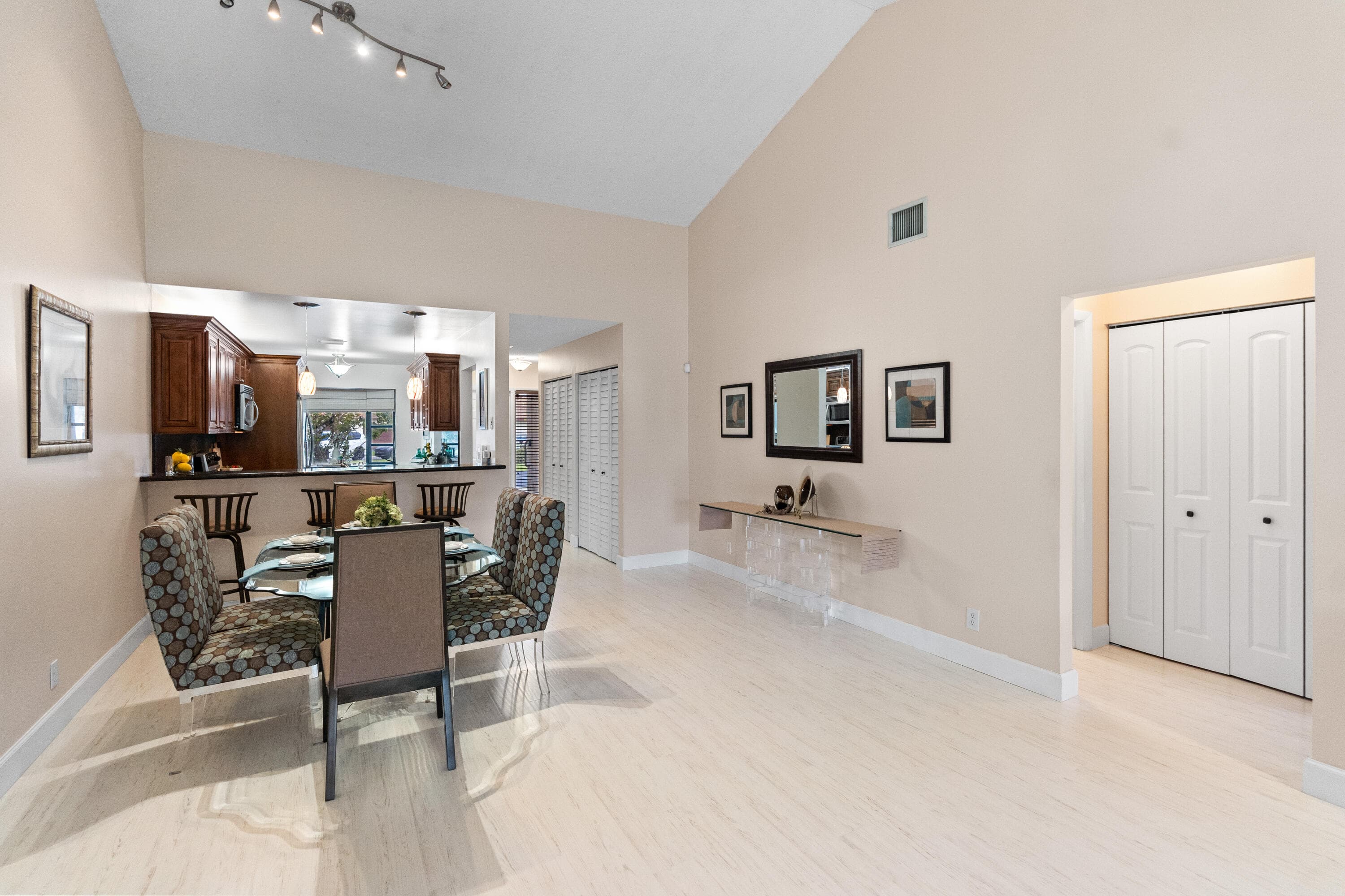 9909 SW 16th Street, Pembroke Pines, FL 33025 — photo 17 of 33