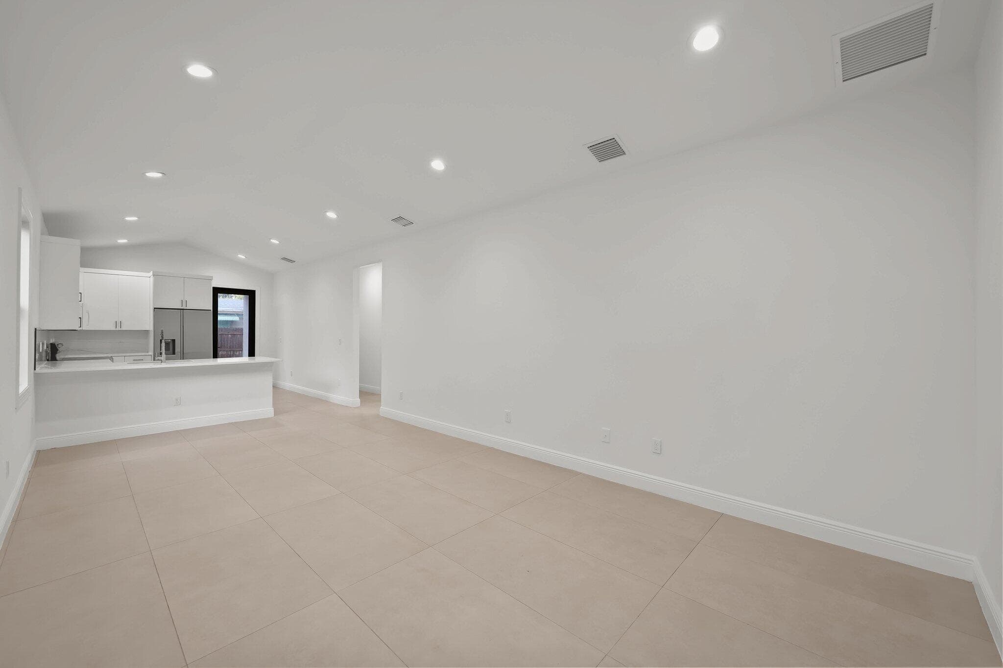 633 55th Street, West Palm Beach, FL 33407 — photo 6 of 25