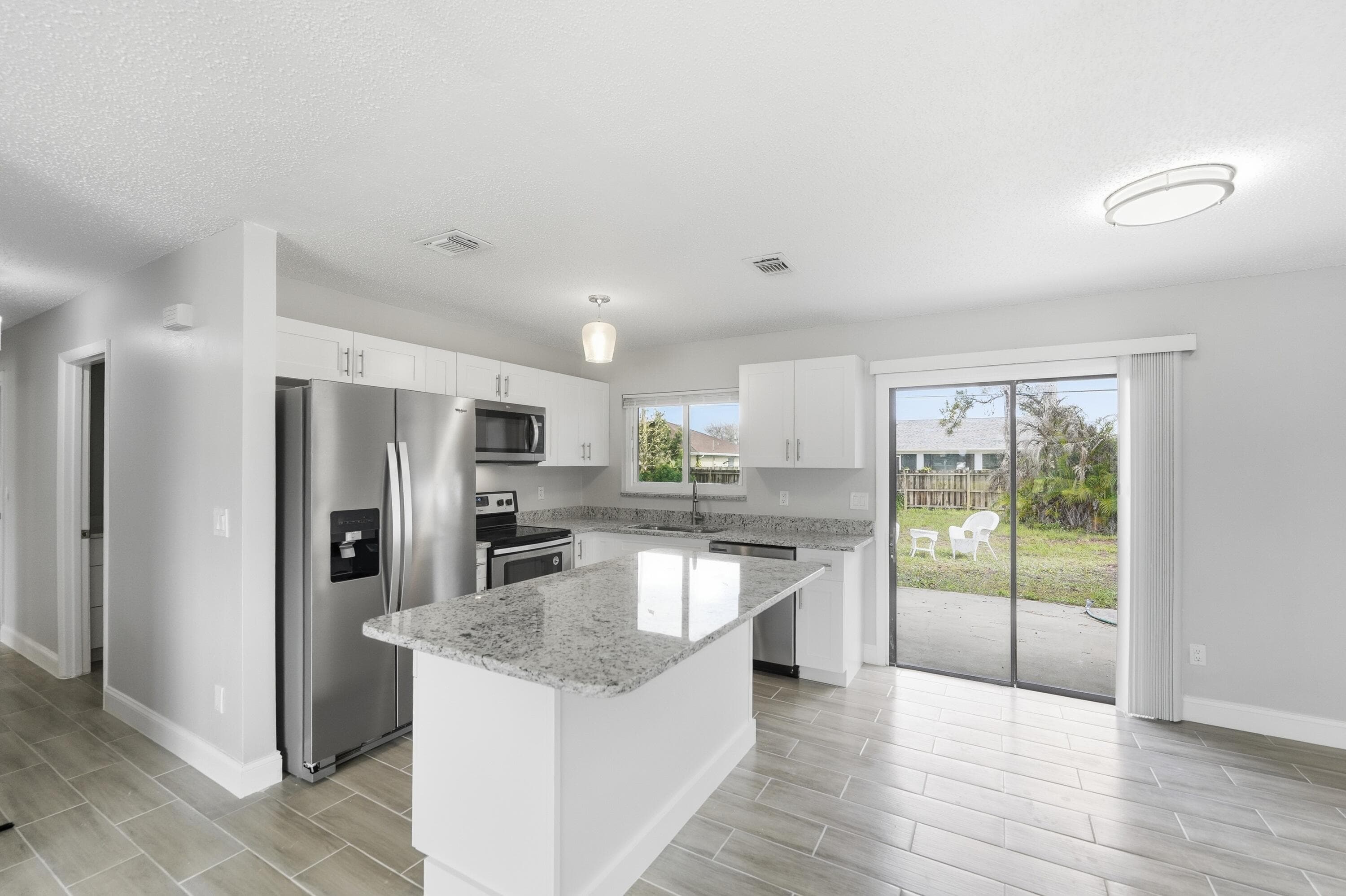 651 SE Port St Lucie Boulevard, Port St. Lucie, FL 34984 — photo 15 of 52