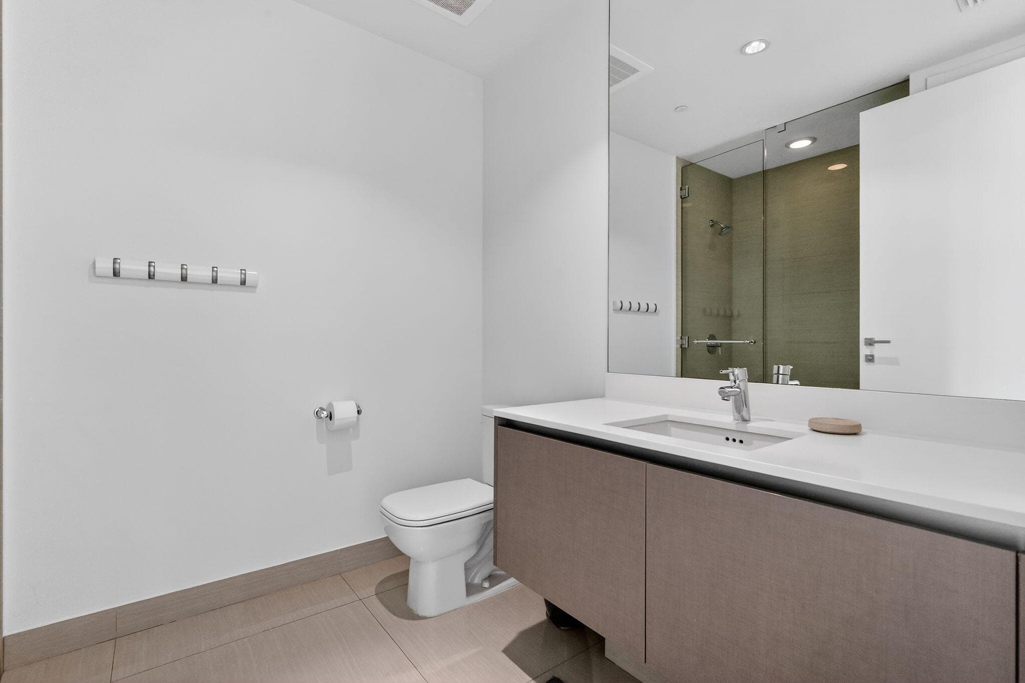 3250 NE 188th Street 706, Aventura, FL 33180 — photo 24 of 35