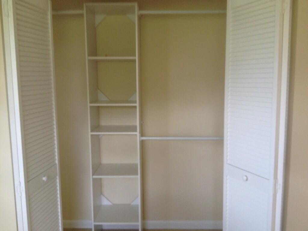 203 SE 4th Avenue, Boynton Beach, FL 33435 — photo 4 of 8