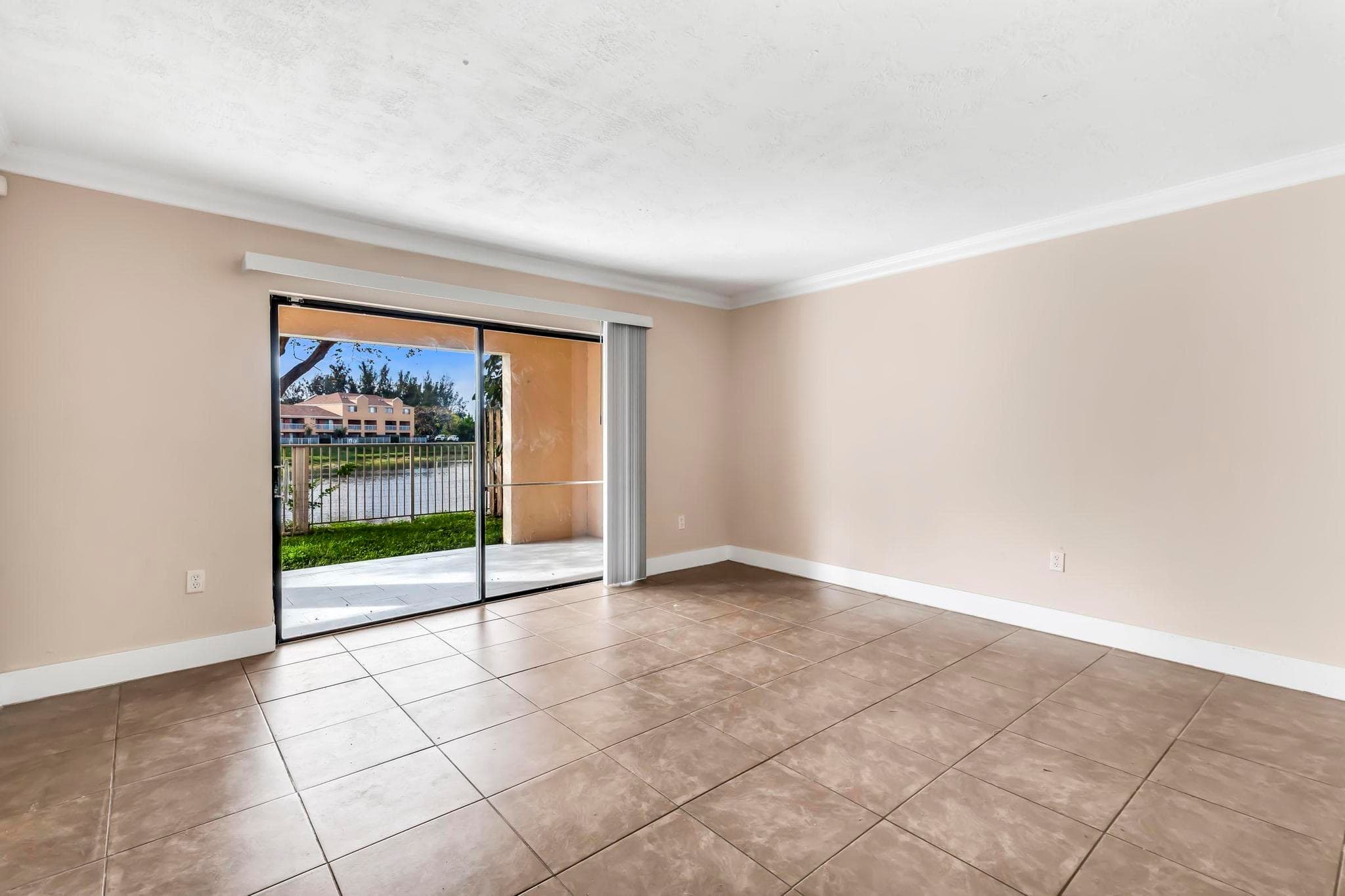 5200 NW 31st Avenue 141, Fort Lauderdale, FL 33309 — photo 8 of 33