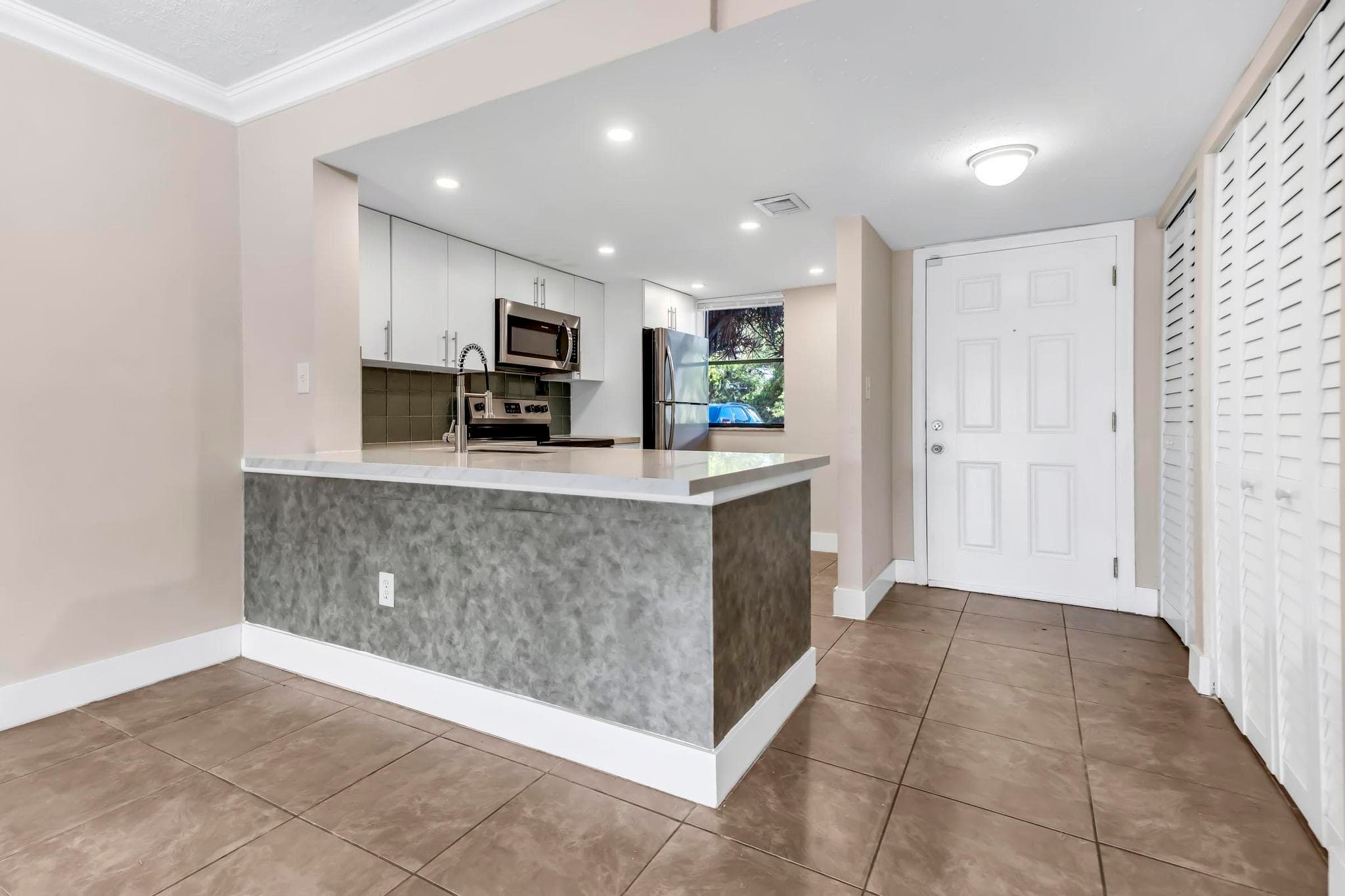 5200 NW 31st Avenue 141, Fort Lauderdale, FL 33309 — photo 14 of 33