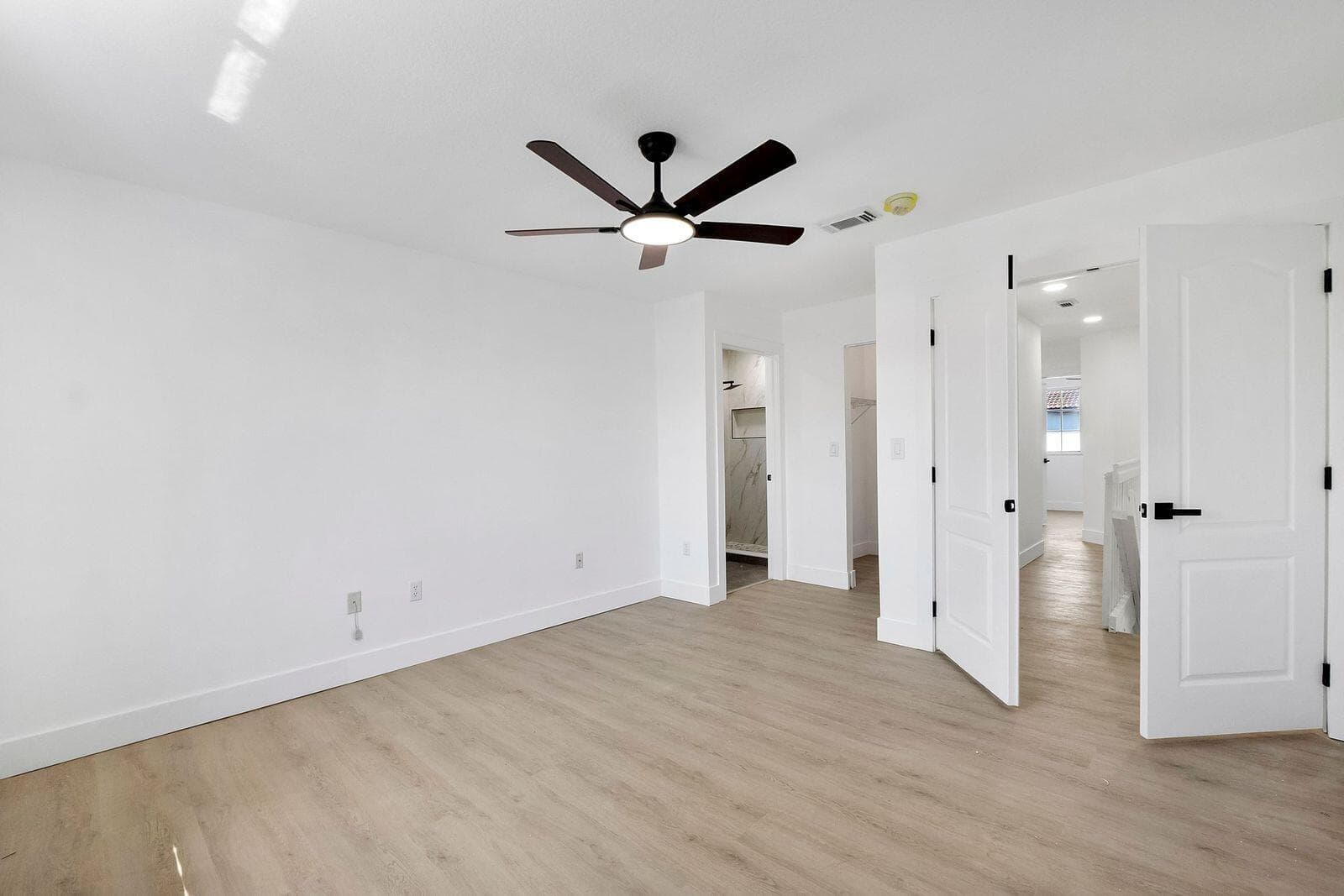8300 NW 10th Street, Miami, FL 33126 — photo 11 of 11