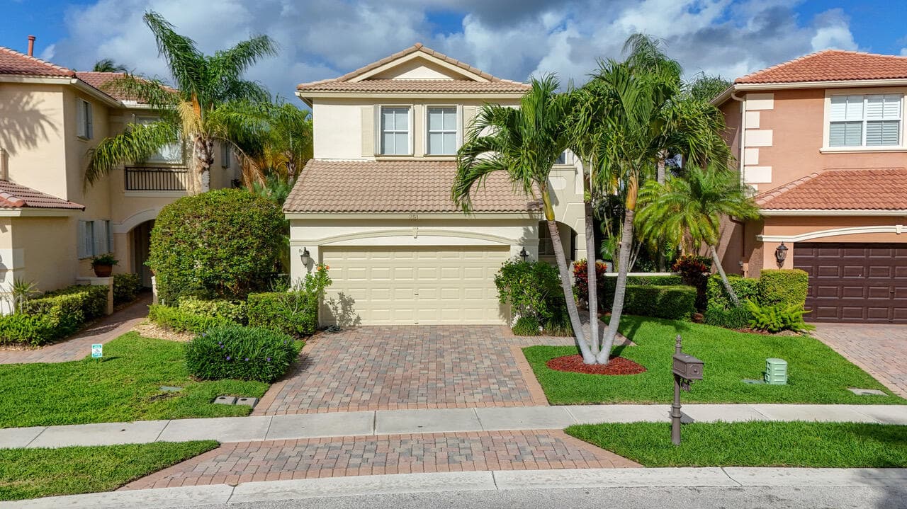 251 Isle Verde Way, Palm Beach Gardens, FL 33418 — photo 2 of 101